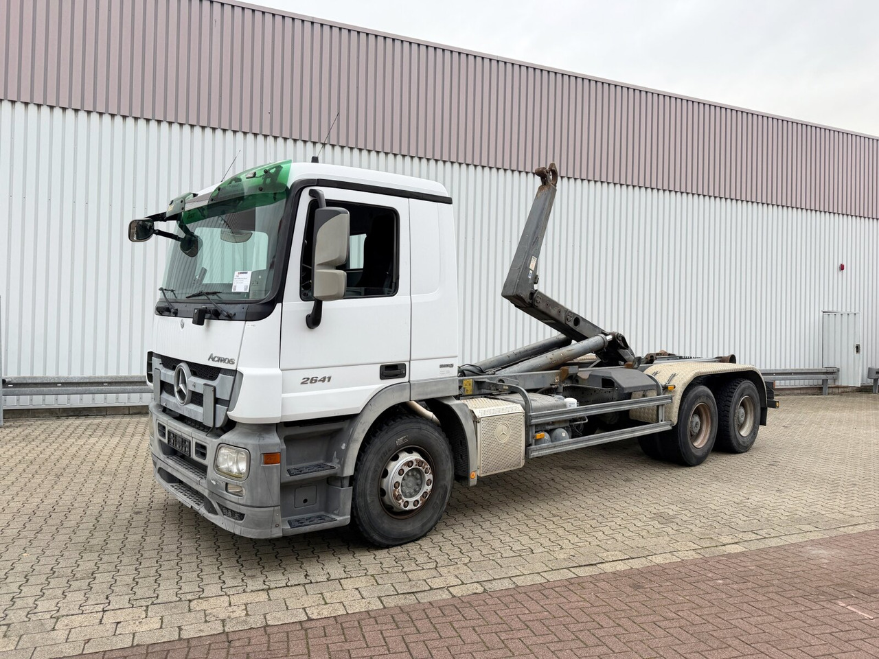 Mercedes-Benz Actros 2641 6x4 Actros 2641 6x4 - شاحنة ذات خطاف: صورة 1 Mercedes-Benz Actros 2641 6x4 Actros 2641 6x4 - شاحنة ذات خطاف: صورة 1