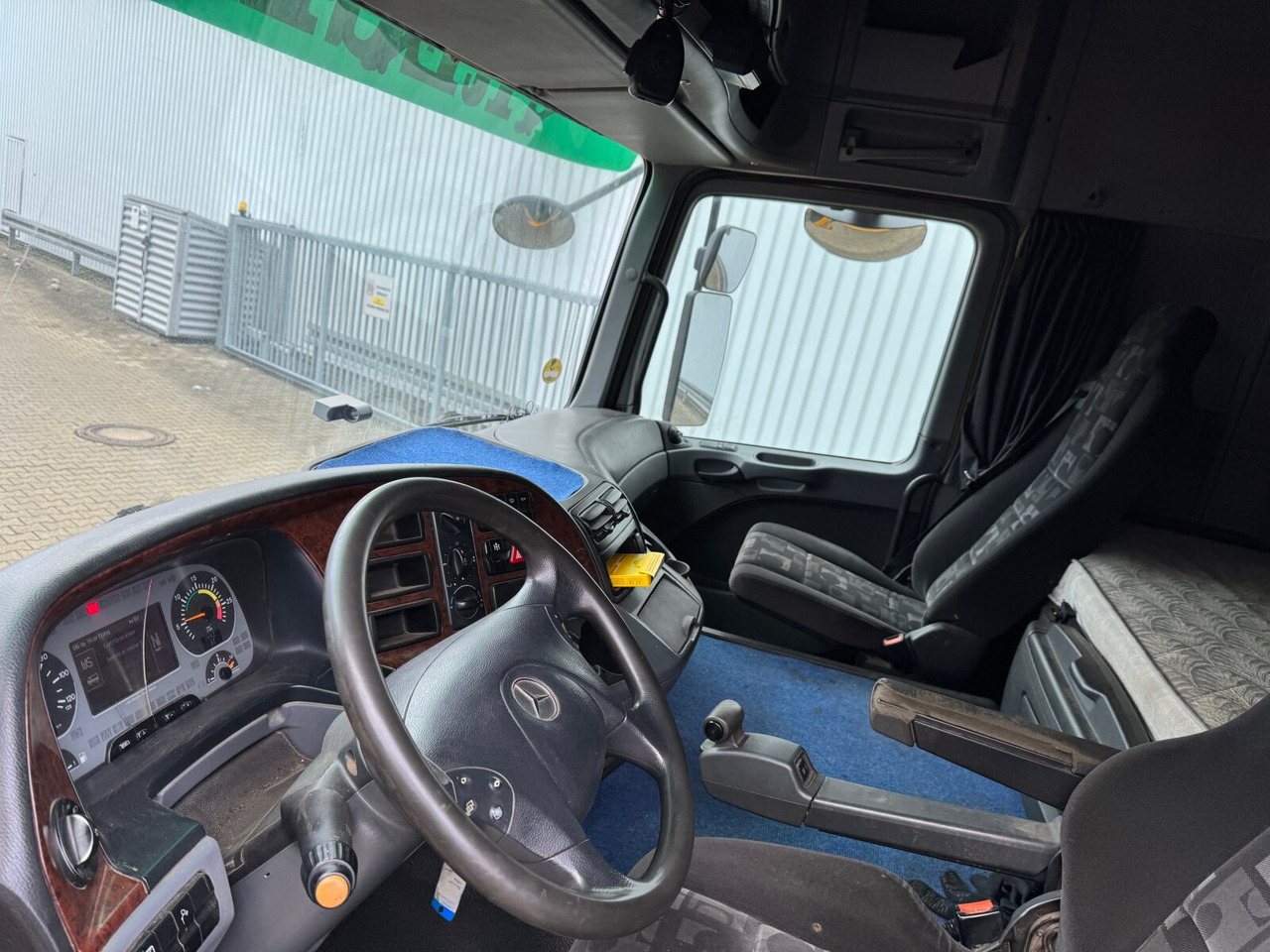 Mercedes-Benz Actros 2654 LS 6x4 Actros 2654 LS 6x4, Retarder, Hydraulik, 100T, V8-Motor - وحدة جر: صورة 4 Mercedes-Benz Actros 2654 LS 6x4 Actros 2654 LS 6x4, Retarder, Hydraulik, 100T, V8-Motor - وحدة جر: صورة 4