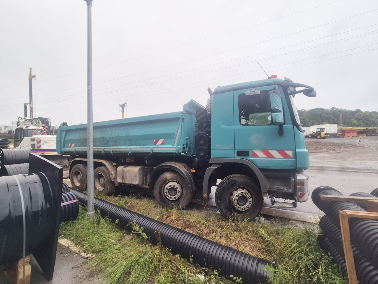 Mercedes-Benz Actros 3241 K 8x4/4 Actros 3241 K 8x4/4, Bordmatik - شاحنة قلاب: صورة 3 Mercedes-Benz Actros 3241 K 8x4/4 Actros 3241 K 8x4/4, Bordmatik - شاحنة قلاب: صورة 3