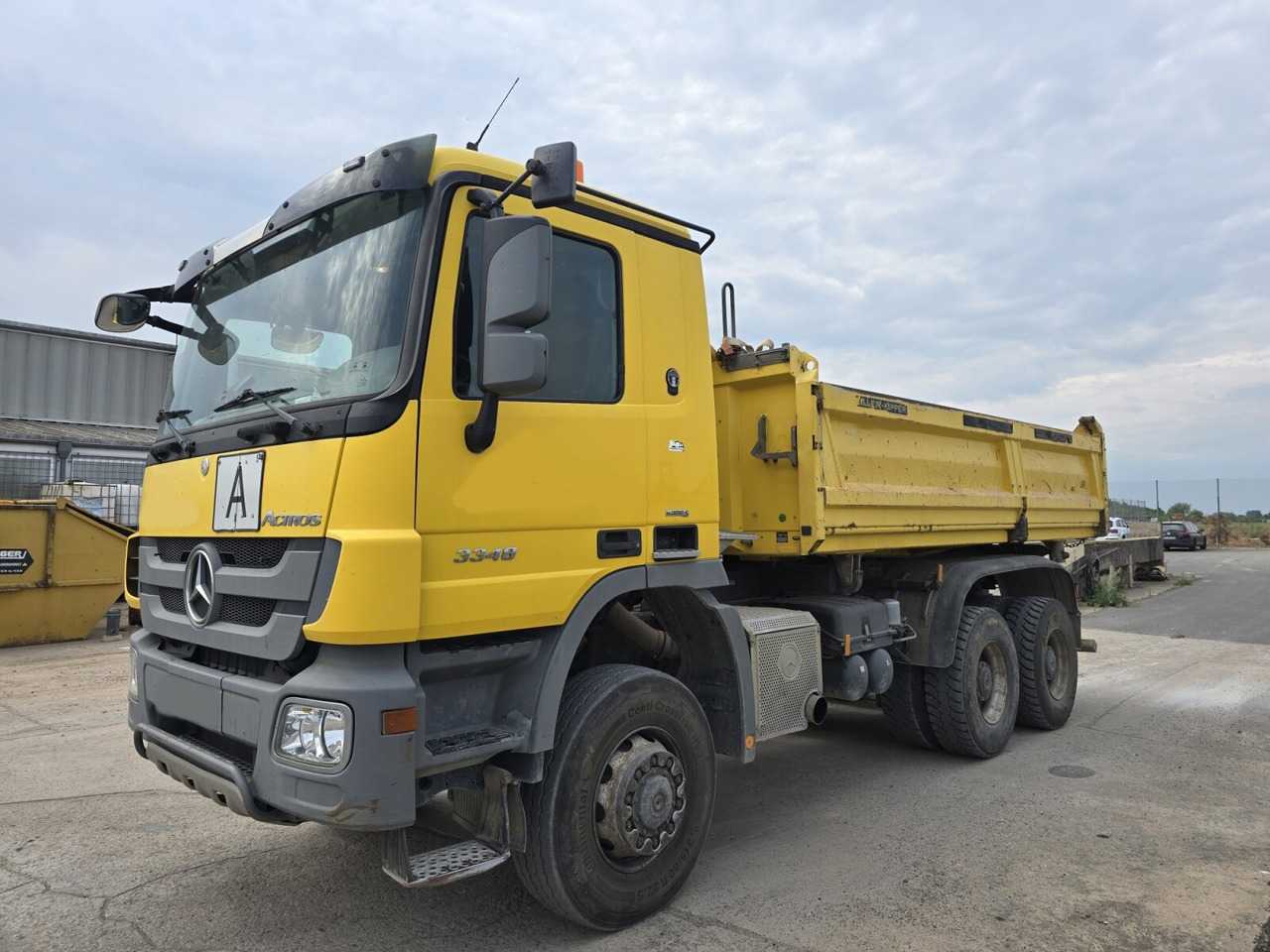 Mercedes-Benz Actros 3348/6x6 Actros 3348/6x6 Bordmatik links - شاحنة قلاب: صورة 1 Mercedes-Benz Actros 3348/6x6 Actros 3348/6x6 Bordmatik links - شاحنة قلاب: صورة 1