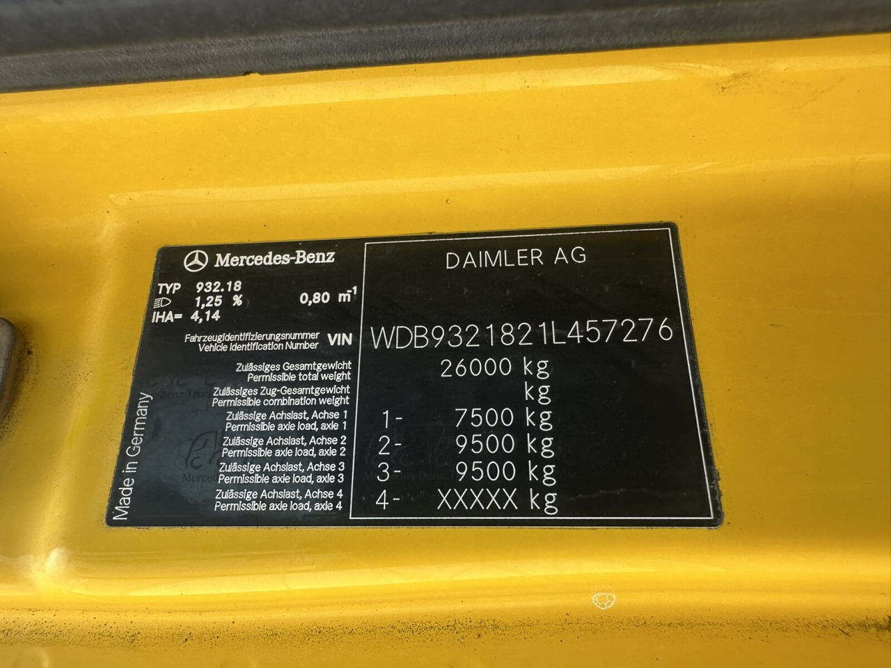 Mercedes-Benz Actros 3348 AK 6x6 Actros 3348 AK 6x6, Bordmatik links - شاحنة قلاب: صورة 4 Mercedes-Benz Actros 3348 AK 6x6 Actros 3348 AK 6x6, Bordmatik links - شاحنة قلاب: صورة 4