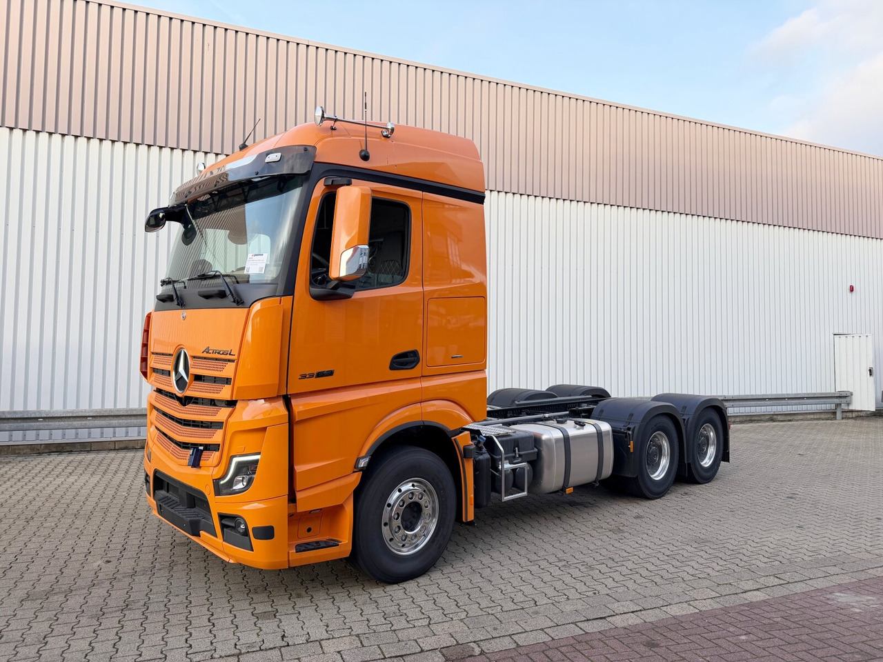 Mercedes-Benz Actros 3363 LS 6x4 Actros 3363 LS 6x4, Retarder, SoloStar, MultimediaCockpit, Navi, LED - وحدة جر: صورة 1 Mercedes-Benz Actros 3363 LS 6x4 Actros 3363 LS 6x4, Retarder, SoloStar, MultimediaCockpit, Navi, LED - وحدة جر: صورة 1