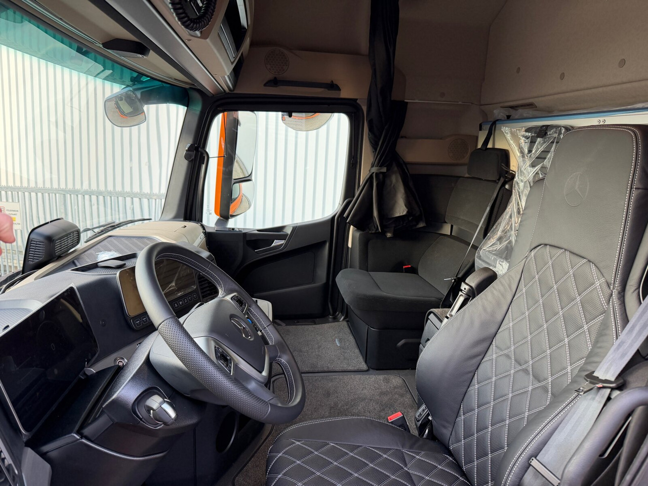 Mercedes-Benz Actros 3363 LS 6x4 Actros 3363 LS 6x4, Retarder, SoloStar, MultimediaCockpit, Navi, LED - وحدة جر: صورة 2 Mercedes-Benz Actros 3363 LS 6x4 Actros 3363 LS 6x4, Retarder, SoloStar, MultimediaCockpit, Navi, LED - وحدة جر: صورة 2