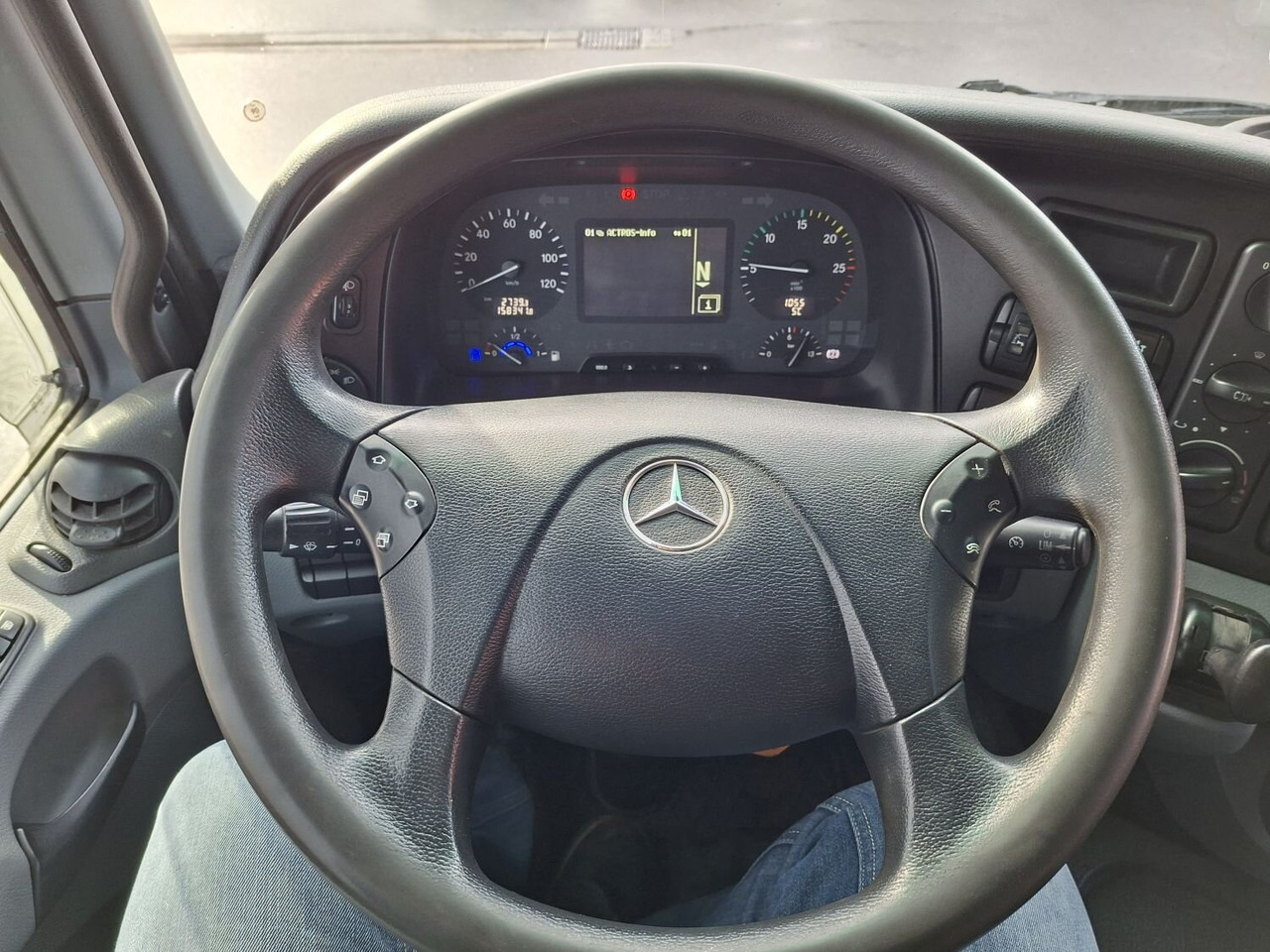 Mercedes-Benz Actros 4146 K 8x4/4 Actros 4146 K 8x4/4, Retarder, Kran Hiab XS 477 E-7 HiPro, Flyjib, Seilwinde, Funk - شاحنة ذات خطاف, شاحنة كرين: صورة 4 Mercedes-Benz Actros 4146 K 8x4/4 Actros 4146 K 8x4/4, Retarder, Kran Hiab XS 477 E-7 HiPro, Flyjib, Seilwinde, Funk - شاحنة ذات خطاف, شاحنة كرين: صورة 4