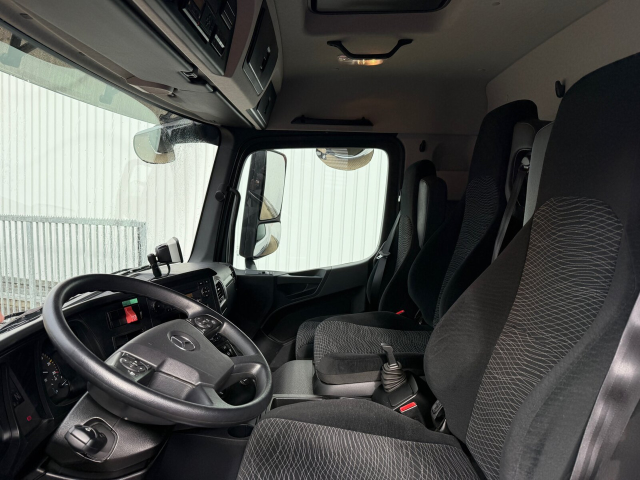 Mercedes-Benz Arocs 1827 A 4x4 Arocs 1827 A 4x4, Ex-! - شاحنات مسطحة: صورة 2 Mercedes-Benz Arocs 1827 A 4x4 Arocs 1827 A 4x4, Ex-! - شاحنات مسطحة: صورة 2