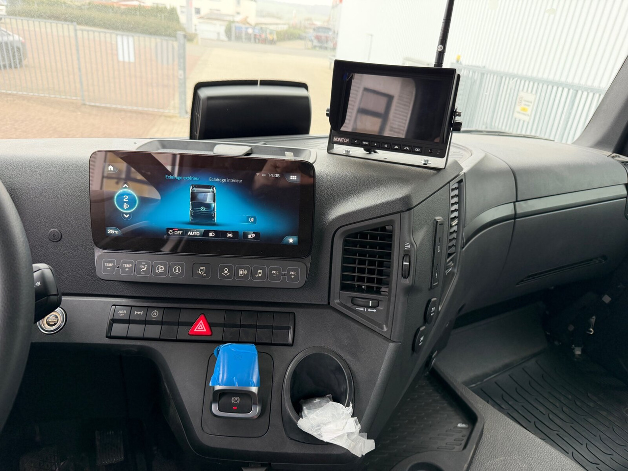 Mercedes-Benz Arocs 1840 K 4x2 Arocs 1840 K 4x2, MultimediaCockpit, 2x Nebenantrieb, NMV & Motorabtrieb - شاحنة هيكل كابينة: صورة 4 Mercedes-Benz Arocs 1840 K 4x2 Arocs 1840 K 4x2, MultimediaCockpit, 2x Nebenantrieb, NMV & Motorabtrieb - شاحنة هيكل كابينة: صورة 4