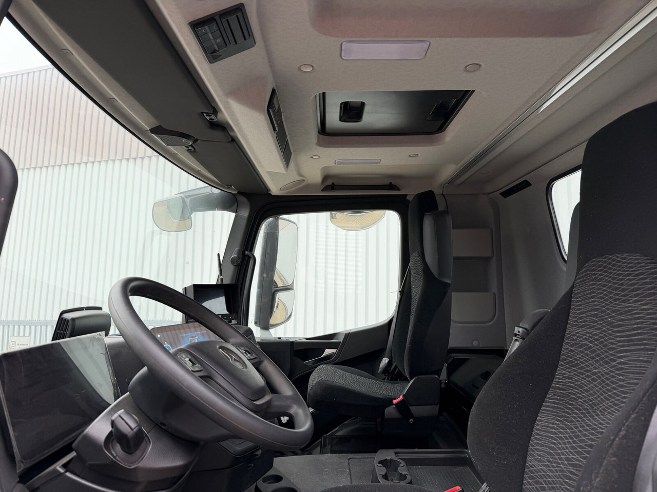 Mercedes-Benz Arocs 1840 K 4x2 Arocs 1840 K 4x2, MultimediaCockpit, 2x Nebenantrieb, NMV & Motorabtrieb - شاحنة هيكل كابينة: صورة 2 Mercedes-Benz Arocs 1840 K 4x2 Arocs 1840 K 4x2, MultimediaCockpit, 2x Nebenantrieb, NMV & Motorabtrieb - شاحنة هيكل كابينة: صورة 2