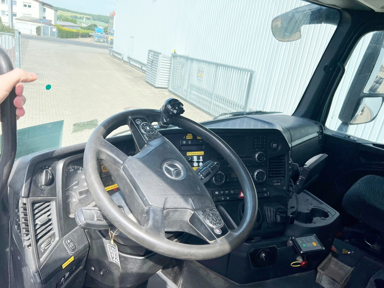 Mercedes-Benz Arocs 2642/45 K 6x4 Arocs 2642/45 K 6x4, Retarder, Motorabtrieb - شاحنة هيكل كابينة: صورة 2 Mercedes-Benz Arocs 2642/45 K 6x4 Arocs 2642/45 K 6x4, Retarder, Motorabtrieb - شاحنة هيكل كابينة: صورة 2