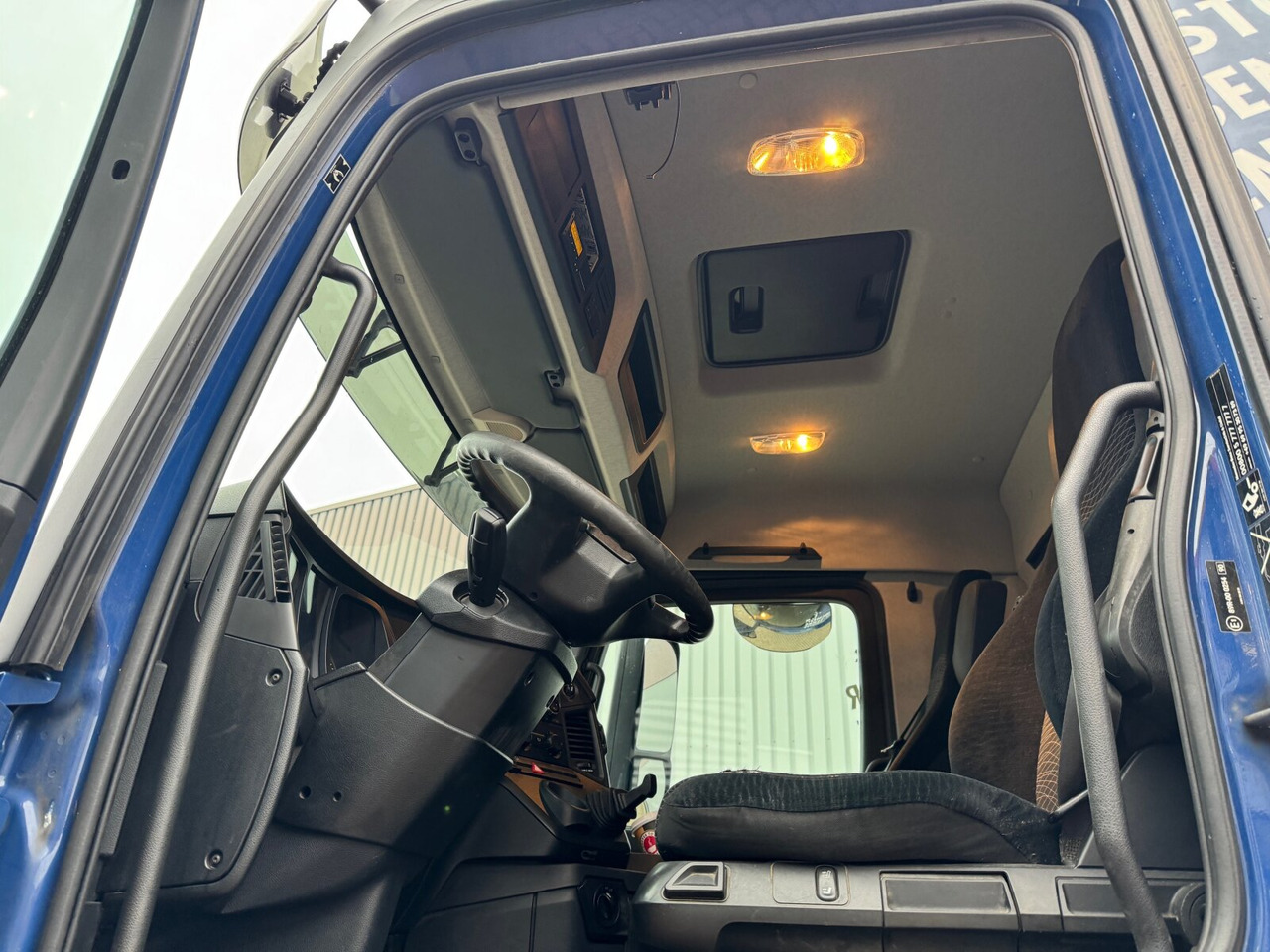 Mercedes-Benz Arocs 2642 6x4 Arocs 2642 6x4 mit Heckkran Atlas AK 186.3 V-2 - شاحنة كرين, شاحنات مسطحة: صورة 3 Mercedes-Benz Arocs 2642 6x4 Arocs 2642 6x4 mit Heckkran Atlas AK 186.3 V-2 - شاحنة كرين, شاحنات مسطحة: صورة 3