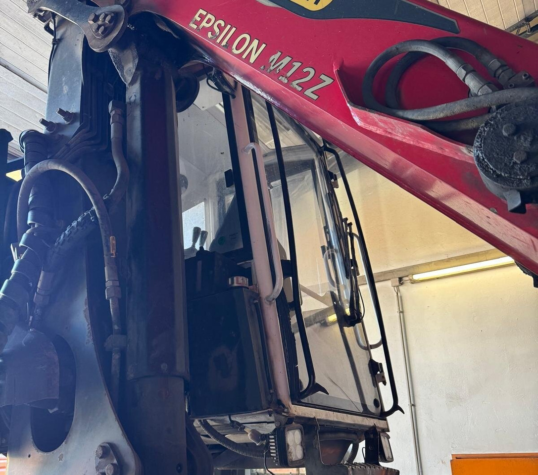 Mercedes-Benz Arocs 2648 6x4 Arocs 2648 6x4 mit Heckkran Epsilon M12Z83, Krankabine - شاحنة قطع الأشجار, شاحنة كرين: صورة 5 Mercedes-Benz Arocs 2648 6x4 Arocs 2648 6x4 mit Heckkran Epsilon M12Z83, Krankabine - شاحنة قطع الأشجار, شاحنة كرين: صورة 5