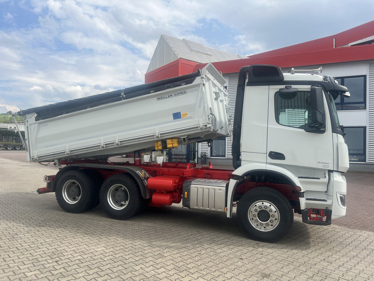 Mercedes-Benz Arocs 2651 LK 6x4 Arocs 2651 LK 6x4, Retarder, MultimediaCockpit, Navi Mercedes-Benz Arocs 2651 LK 6x4 Arocs 2651 LK 6x4, Retarder, MultimediaCockpit, Navi: صورة 9