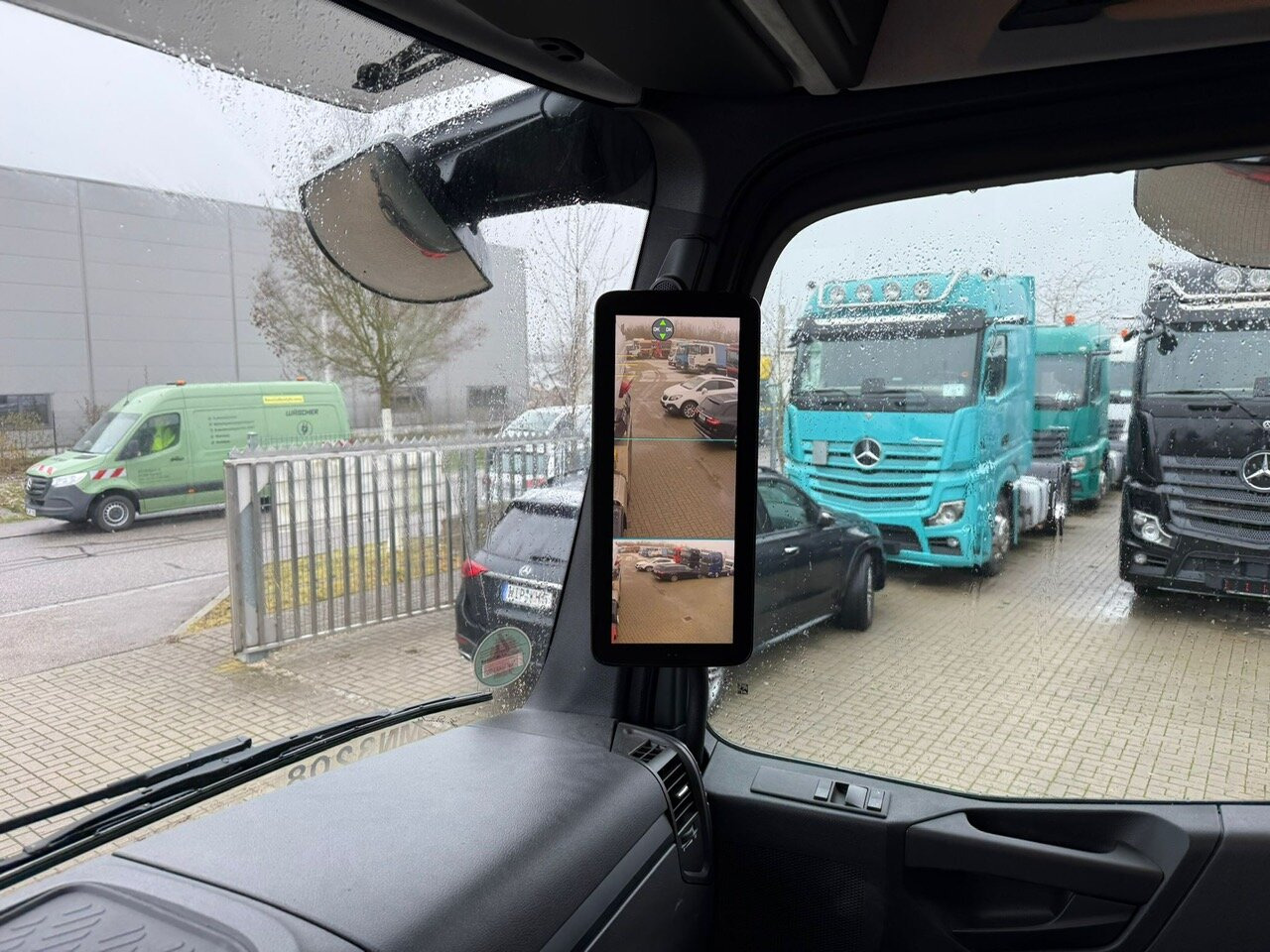 Mercedes-Benz Arocs 3243 B 8x4/4 Arocs 3243 B 8x4/4, MirrorCam, MultimediaCockpit, Navi, Betonmischer Intermix ca. 9m³ - شاحنة خلاطة خرسانة: صورة 3 Mercedes-Benz Arocs 3243 B 8x4/4 Arocs 3243 B 8x4/4, MirrorCam, MultimediaCockpit, Navi, Betonmischer Intermix ca. 9m³ - شاحنة خلاطة خرسانة: صورة 3