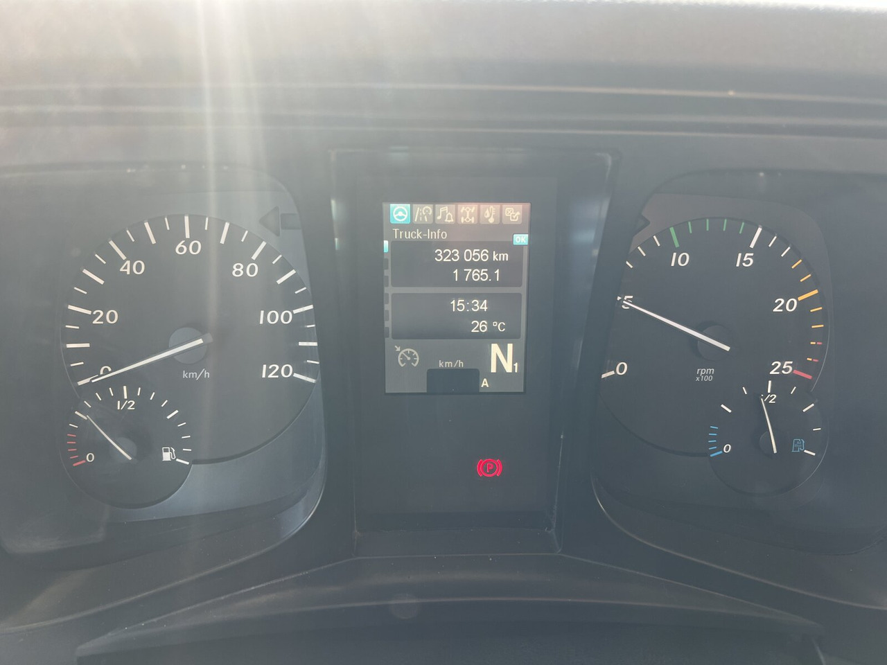 Mercedes-Benz Arocs 3243 K 8x4/4 Arocs 3243 K 8x4/4, Bordmatik - شاحنة قلاب: صورة 5 Mercedes-Benz Arocs 3243 K 8x4/4 Arocs 3243 K 8x4/4, Bordmatik - شاحنة قلاب: صورة 5