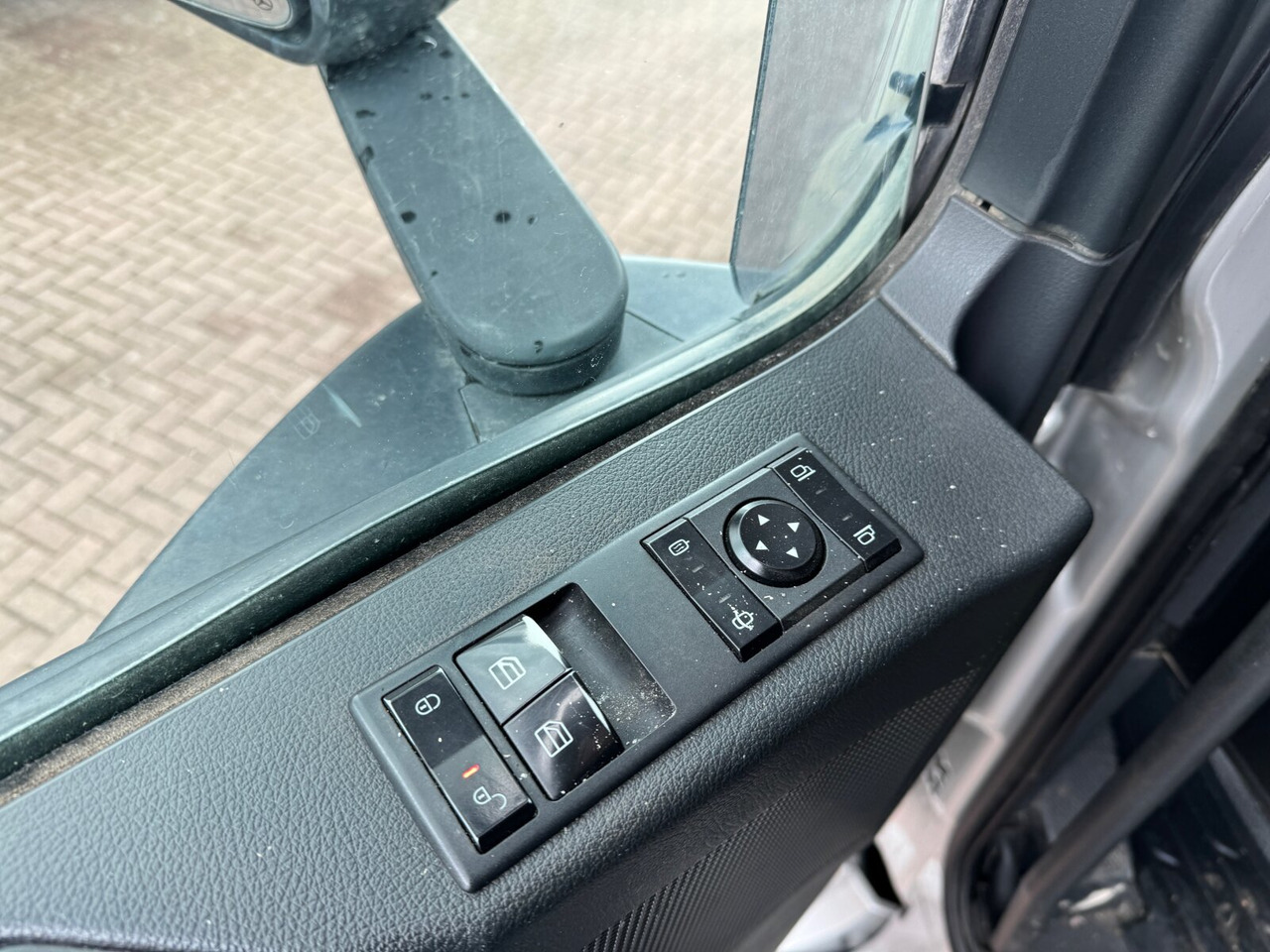 شاحنة التعدين Mercedes-Benz Arocs 3258 LK 8x4/4 Arocs 3258 LK 8x4/4, Retarder, Bi-Xenon, Stahlmulde ca. 14m³, hydr. Heckklappenöffnung: صورة 6 شاحنة التعدين Mercedes-Benz Arocs 3258 LK 8x4/4 Arocs 3258 LK 8x4/4, Retarder, Bi-Xenon, Stahlmulde ca. 14m³, hydr. Heckklappenöffnung: صورة 6