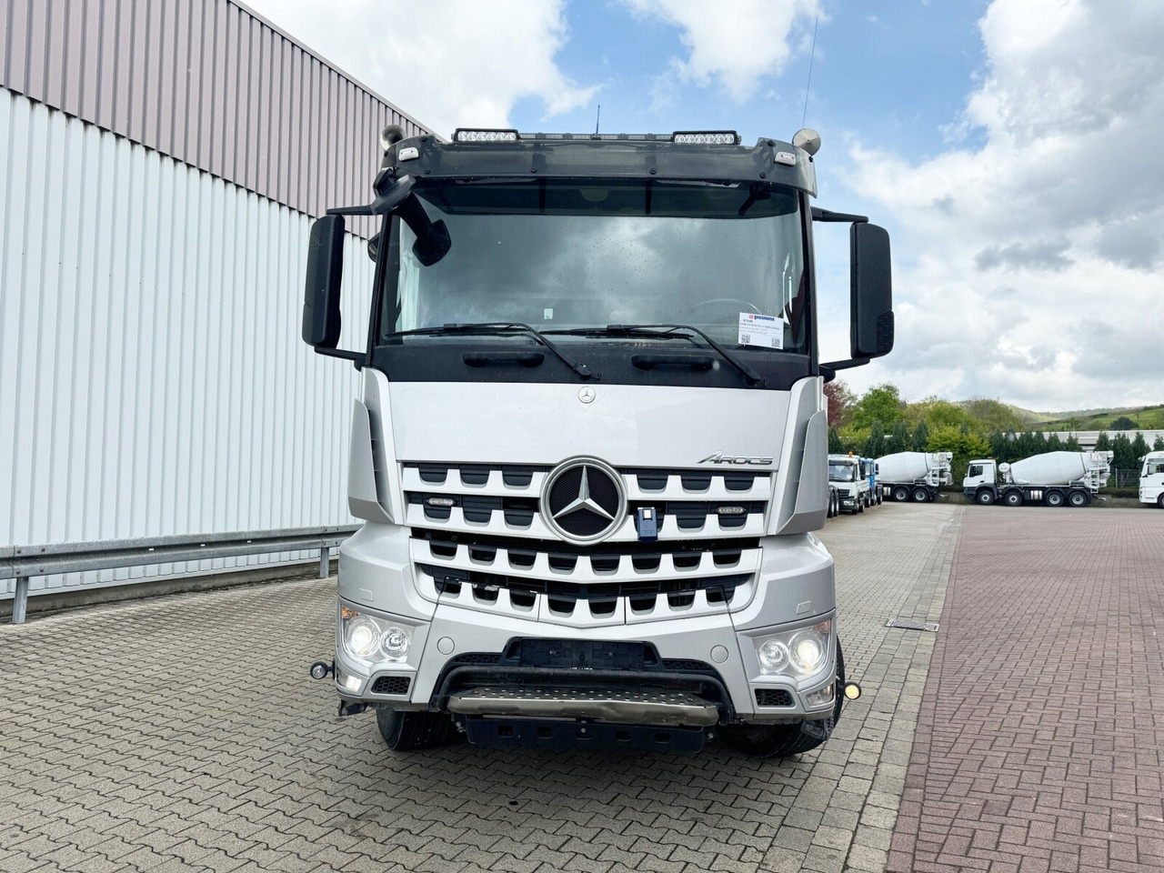 شاحنة التعدين Mercedes-Benz Arocs 3258 LK 8x4/4 Arocs 3258 LK 8x4/4, Retarder, Bi-Xenon, Stahlmulde ca. 14m³, hydr. Heckklappenöffnung: صورة 9 شاحنة التعدين Mercedes-Benz Arocs 3258 LK 8x4/4 Arocs 3258 LK 8x4/4, Retarder, Bi-Xenon, Stahlmulde ca. 14m³, hydr. Heckklappenöffnung: صورة 9