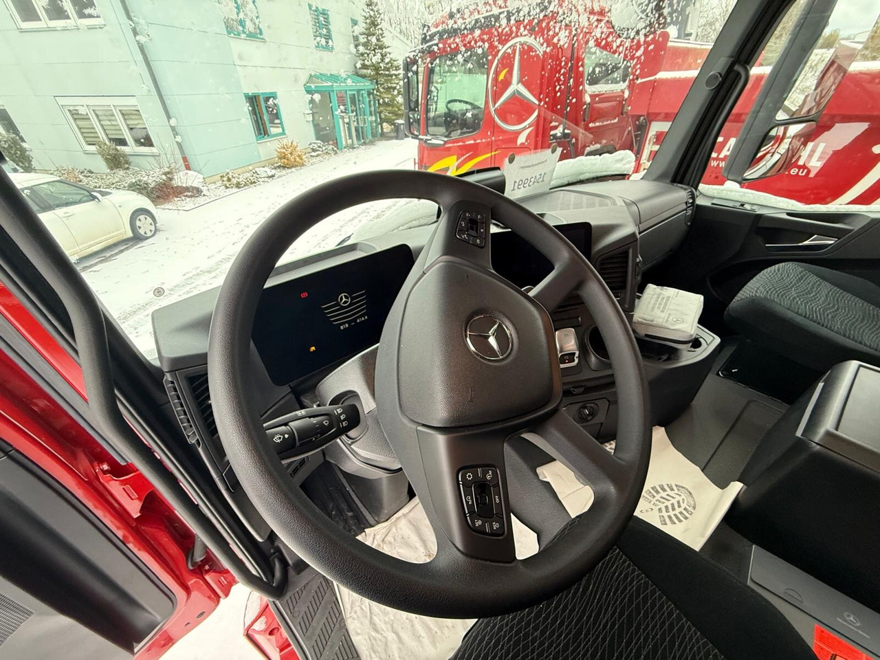 Mercedes-Benz Arocs 4145 K 8x4/4 Arocs 4145 K 8x4/4, Grounder, MultimediaCockpit, Navi, Stahlmulde ca. 16m³ - شاحنة التعدين: صورة 4 Mercedes-Benz Arocs 4145 K 8x4/4 Arocs 4145 K 8x4/4, Grounder, MultimediaCockpit, Navi, Stahlmulde ca. 16m³ - شاحنة التعدين: صورة 4