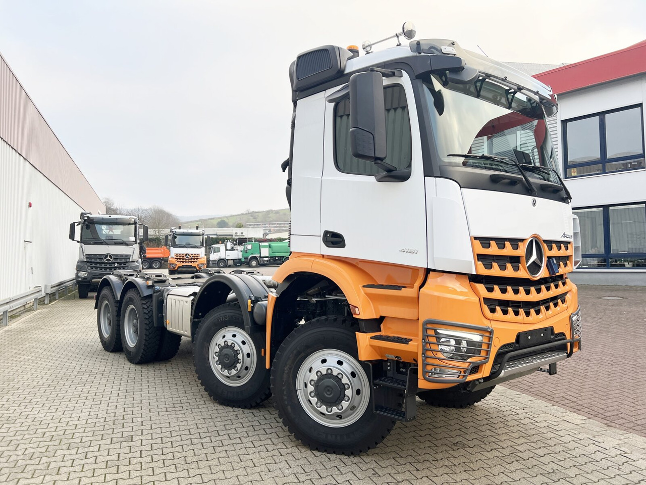 جديدة شاحنة هيكل كابينة Mercedes-Benz Arocs 4151 AK 8x8/4 Arocs 4151 AK 8x8/4, Grounder: صورة 8 جديدة شاحنة هيكل كابينة Mercedes-Benz Arocs 4151 AK 8x8/4 Arocs 4151 AK 8x8/4, Grounder: صورة 8