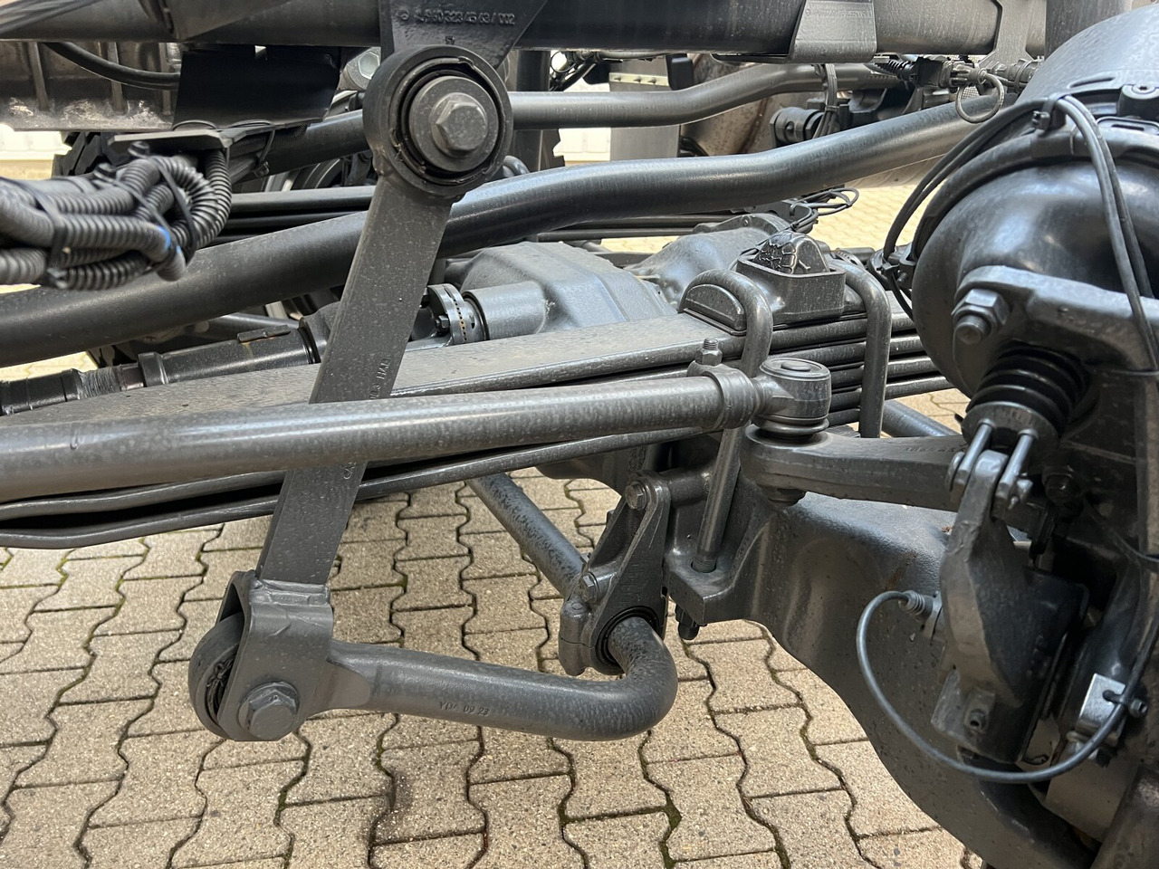 Mercedes-Benz Arocs 4151 AK 8x8/4 Arocs 4151 AK 8x8/4, Grounder - شاحنة قلاب: صورة 2 Mercedes-Benz Arocs 4151 AK 8x8/4 Arocs 4151 AK 8x8/4, Grounder - شاحنة قلاب: صورة 2