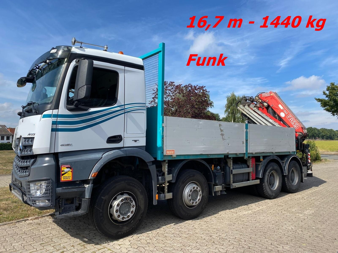 Mercedes-Benz Arocs 4151 K 8x4 Arocs 4151 K 8x4, Fassi Heckkran F 365 RA. 2.26 E Dynamic Funk - شاحنة كرين, شاحنات مسطحة: صورة 1 Mercedes-Benz Arocs 4151 K 8x4 Arocs 4151 K 8x4, Fassi Heckkran F 365 RA. 2.26 E Dynamic Funk - شاحنة كرين, شاحنات مسطحة: صورة 1