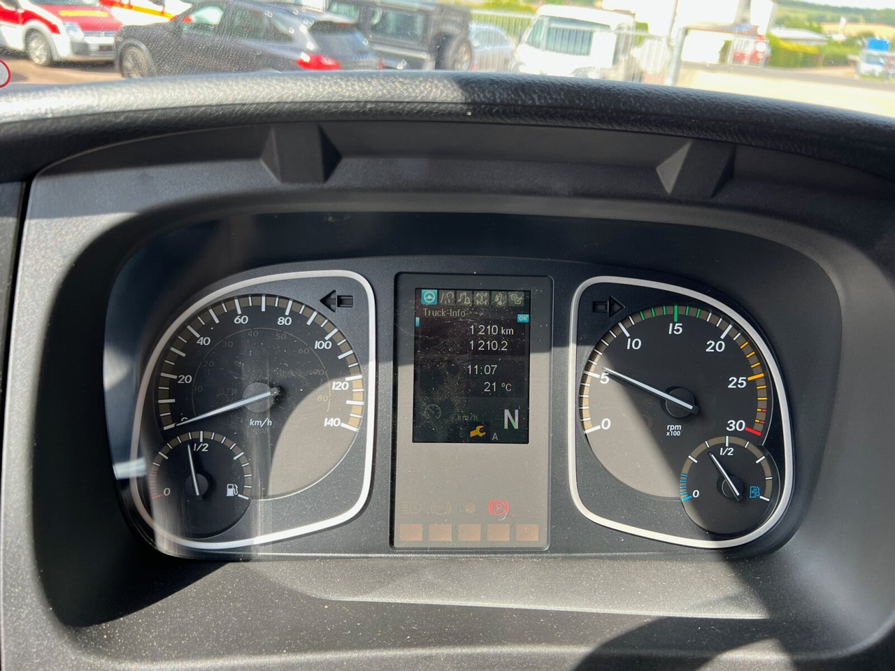 Mercedes-Benz Atego 1324/27 A 4x4 Atego 1324/27 A 4x4, Nebenantrieb - شاحنة هيكل كابينة: صورة 3 Mercedes-Benz Atego 1324/27 A 4x4 Atego 1324/27 A 4x4, Nebenantrieb - شاحنة هيكل كابينة: صورة 3