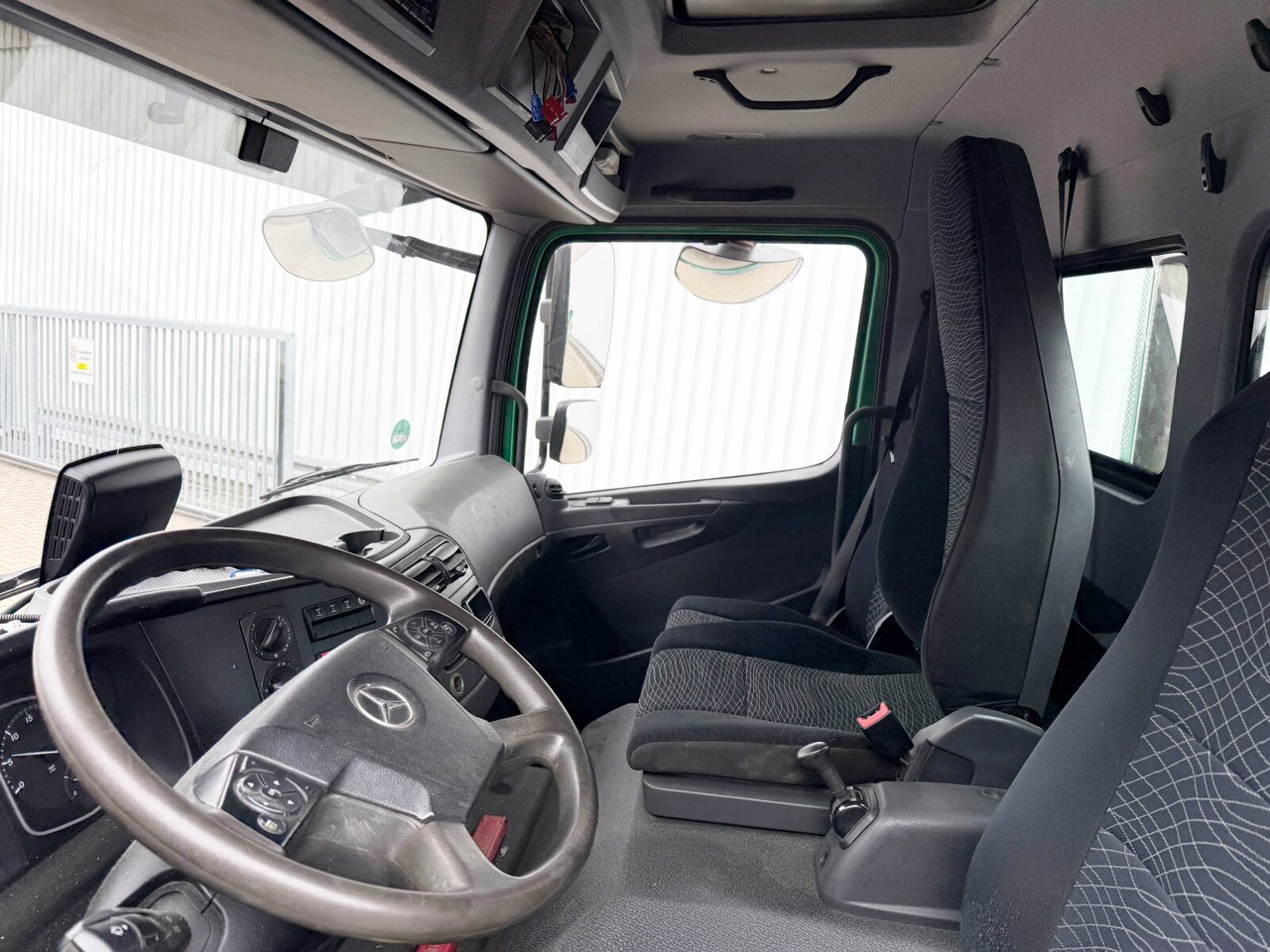 Mercedes-Benz Atego 1530 AK 4x4 Atego 1530 AK 4x4 - شاحنة قلاب: صورة 3 Mercedes-Benz Atego 1530 AK 4x4 Atego 1530 AK 4x4 - شاحنة قلاب: صورة 3