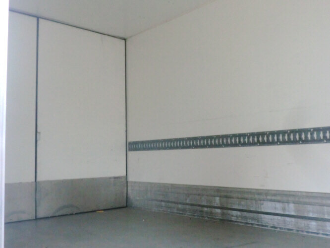 شاحنة الفريزر Mercedes-Benz Atego 815 4x2: صورة 6