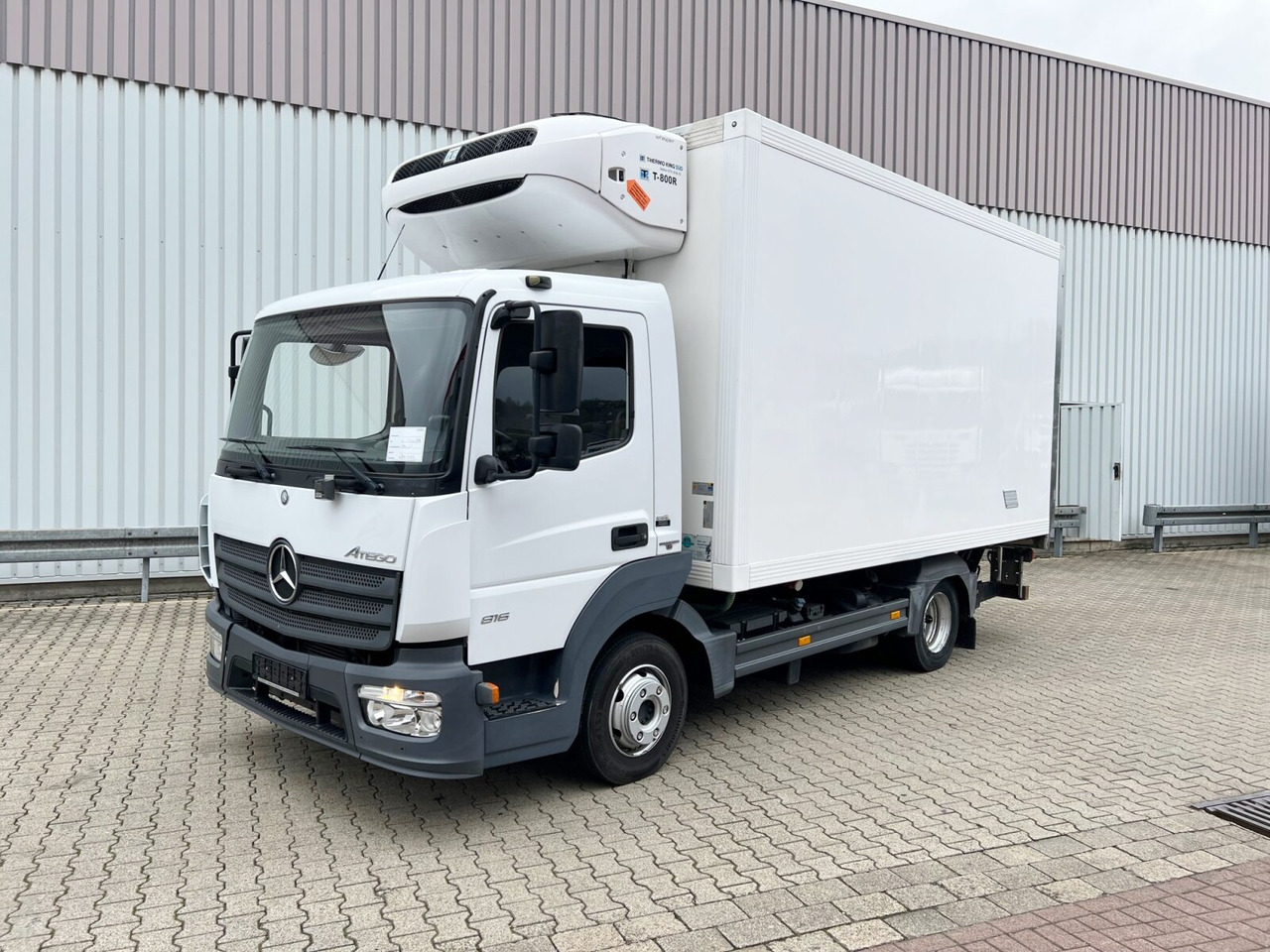 Mercedes-Benz Atego 816 L 4x2 Atego 816 L 4x2, Kühlkoffer, ThermoKing, LBW BÄR - شاحنة: صورة 1 Mercedes-Benz Atego 816 L 4x2 Atego 816 L 4x2, Kühlkoffer, ThermoKing, LBW BÄR - شاحنة: صورة 1