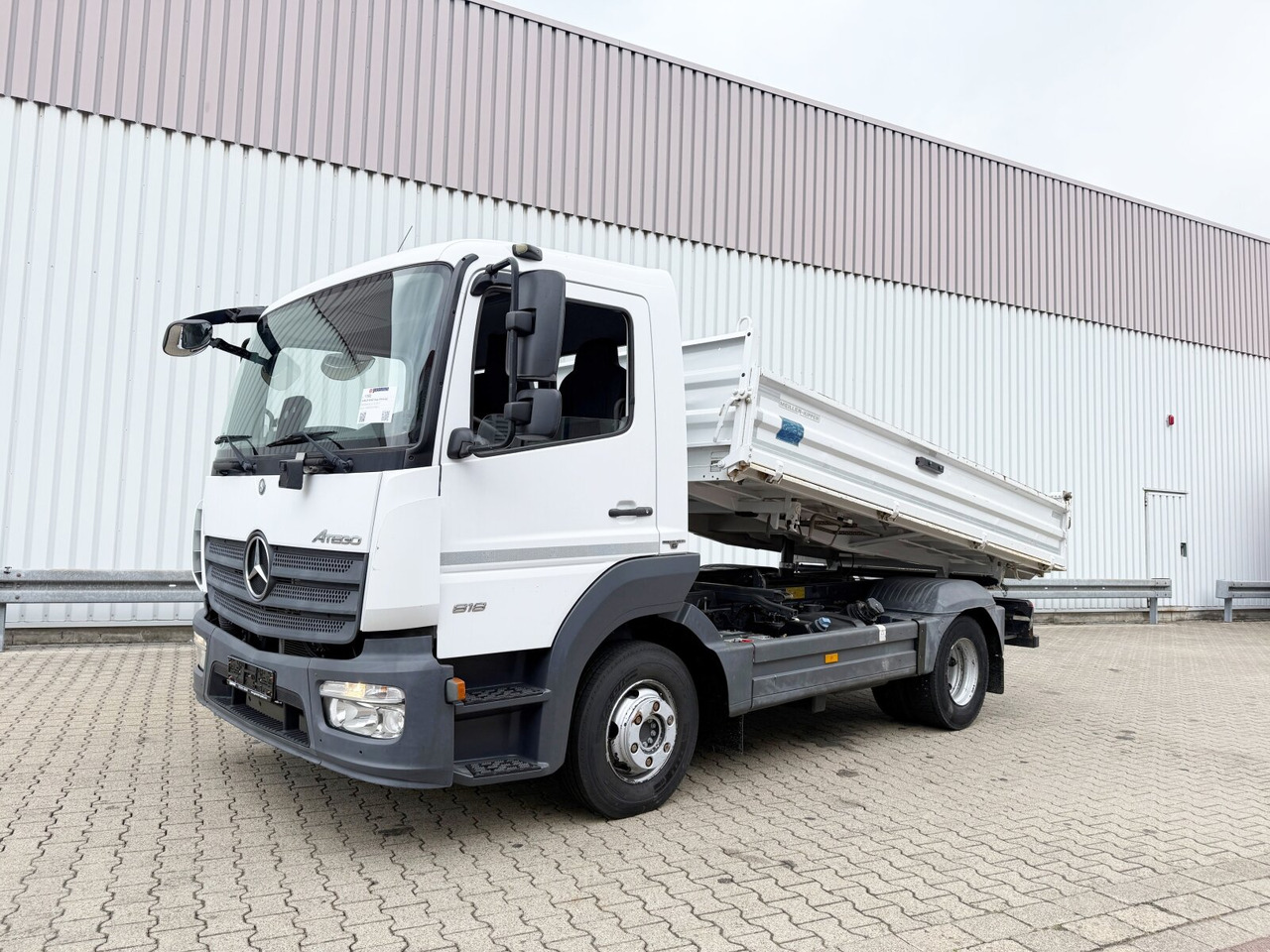 Mercedes-Benz Atego 818/23 K 4x2 Atego 818/23 K 4x2, Meiller-Kipper - شاحنة قلاب: صورة 1 Mercedes-Benz Atego 818/23 K 4x2 Atego 818/23 K 4x2, Meiller-Kipper - شاحنة قلاب: صورة 1