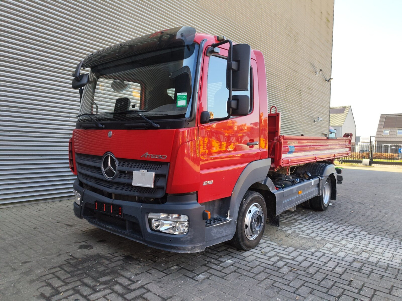 Mercedes-Benz Atego 818 K 4x2 Atego 818 K 4x2, Meiller-Kipper, 2 x AHK - شاحنة قلاب: صورة 1 Mercedes-Benz Atego 818 K 4x2 Atego 818 K 4x2, Meiller-Kipper, 2 x AHK - شاحنة قلاب: صورة 1