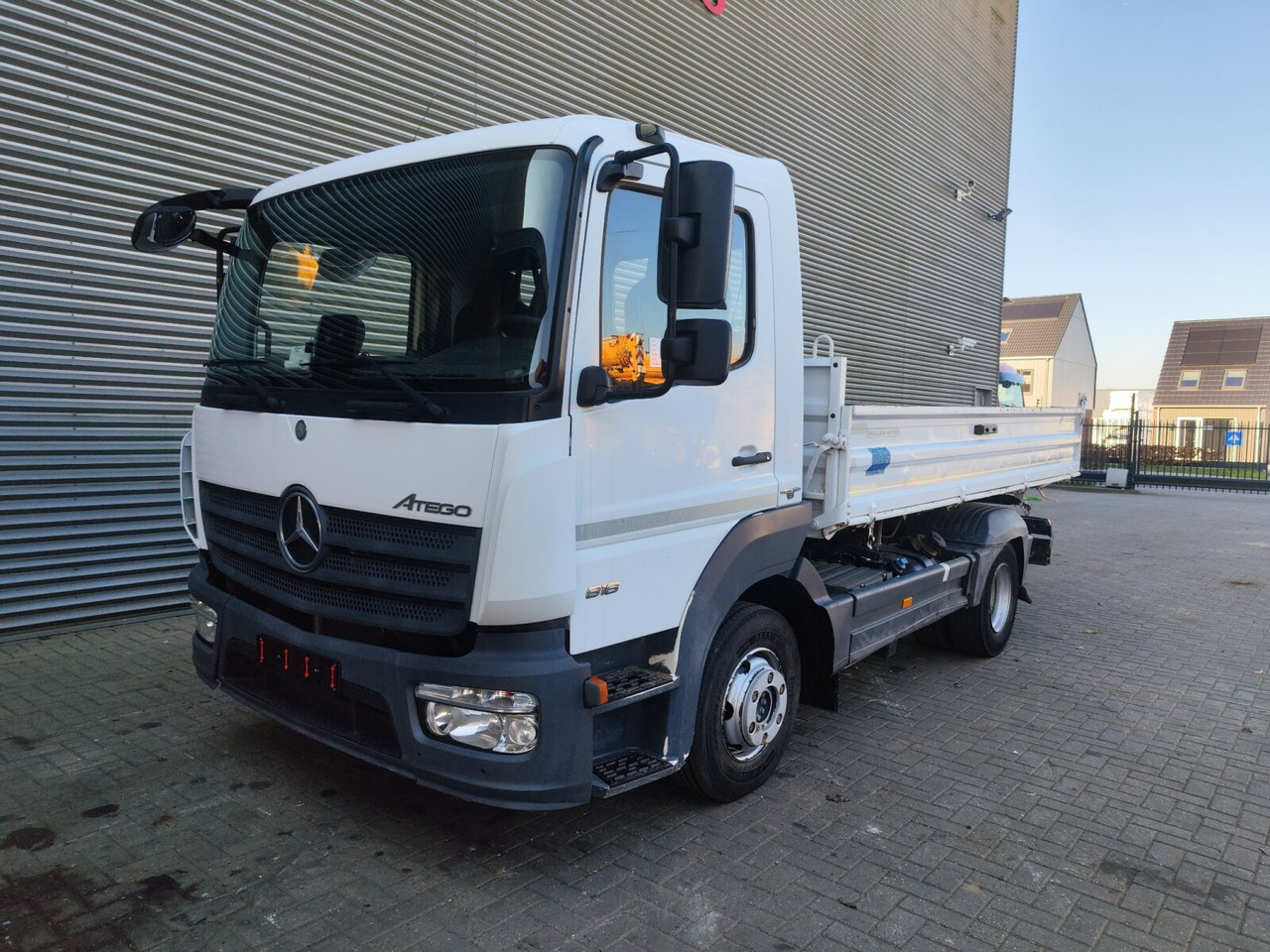 Mercedes-Benz Atego 818 K 4x2 Atego 818 K 4x2, Meiller-Kipper, - شاحنة قلاب: صورة 1 Mercedes-Benz Atego 818 K 4x2 Atego 818 K 4x2, Meiller-Kipper, - شاحنة قلاب: صورة 1