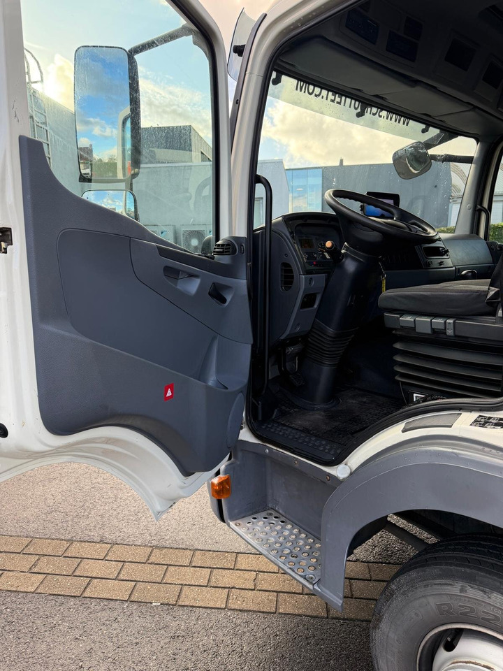 Mercedes-Benz Atego Atego 816 4 x 2 - شاحنات مسطحة: صورة 2 Mercedes-Benz Atego Atego 816 4 x 2 - شاحنات مسطحة: صورة 2