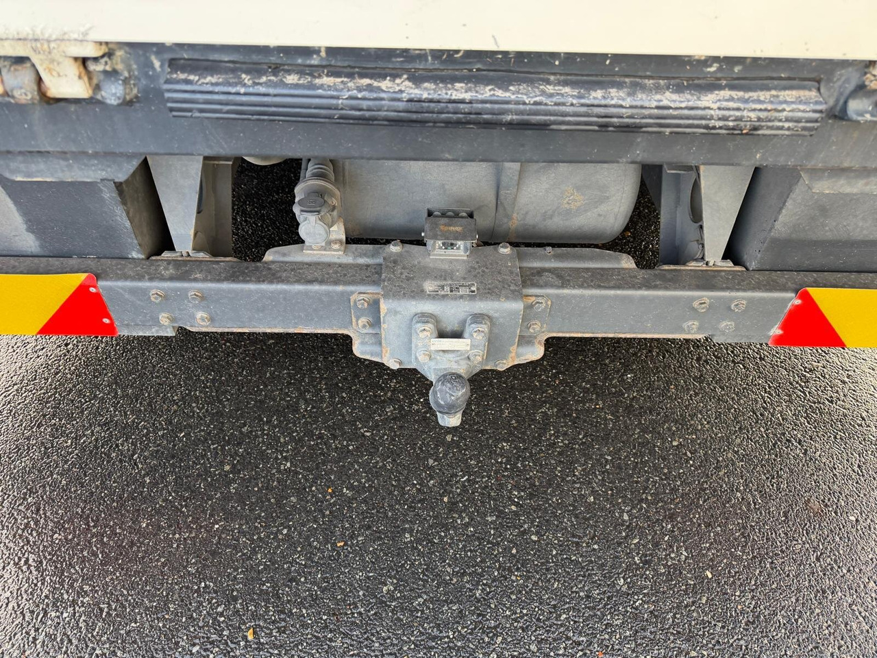 Mercedes-Benz Atego Atego 816 4 x 2 - شاحنات مسطحة: صورة 4 Mercedes-Benz Atego Atego 816 4 x 2 - شاحنات مسطحة: صورة 4