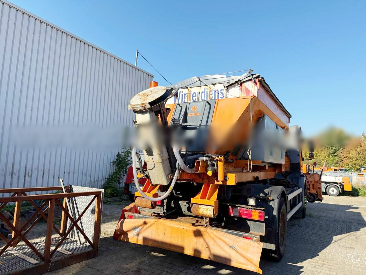 Mercedes-Benz Axor 1824 L 4x2 Axor 1824 L 4x2, Motorabtrieb, Winterdienstausstattung - شاحنة ذات خطاف: صورة 3 Mercedes-Benz Axor 1824 L 4x2 Axor 1824 L 4x2, Motorabtrieb, Winterdienstausstattung - شاحنة ذات خطاف: صورة 3