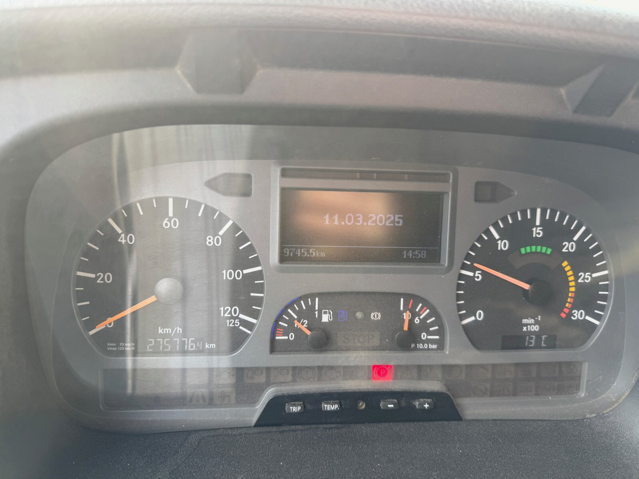 شاحنة صهريج Mercedes-Benz Axor 1829 A 4x4 Axor 1829 A 4x4, Willig Tank ca. 8500l, 2 Kammern: صورة 6