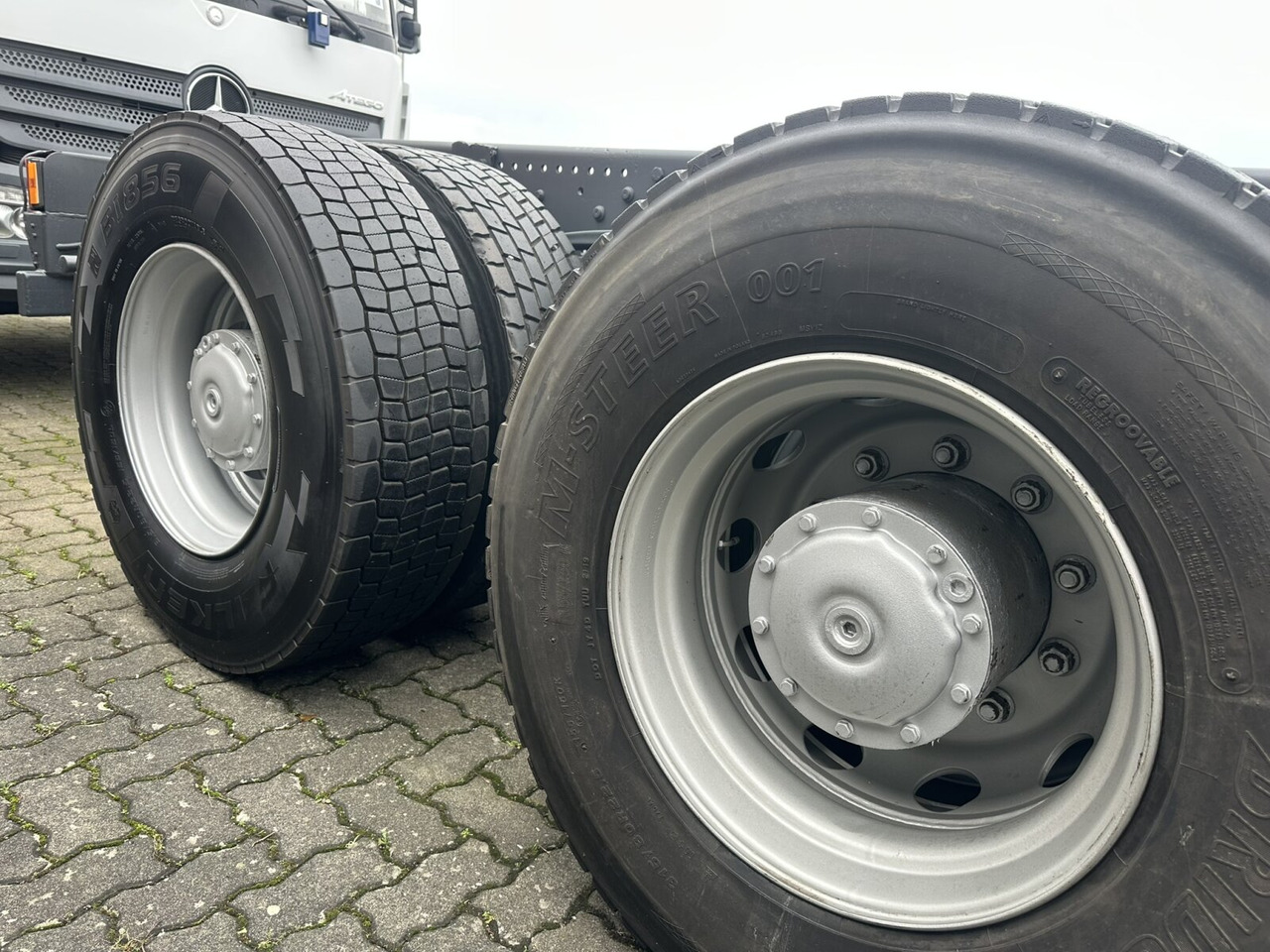 Mercedes-Benz Axor 2629 K 6x4 Axor 2629 K 6x4, PTO, Steel, Manual, 6-Zylinder - شاحنة هيكل كابينة: صورة 2 Mercedes-Benz Axor 2629 K 6x4 Axor 2629 K 6x4, PTO, Steel, Manual, 6-Zylinder - شاحنة هيكل كابينة: صورة 2