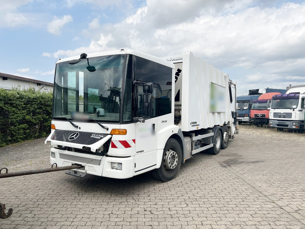 Mercedes-Benz Econic 2629 L/NLA 6x2/4, Ersatzteilspender! Econic 2629 L/NLA 6x2/4, EEV, Lenkachse, FAUN Variopress 522, Zöller-Schüttung, Ersatzteilspender! - شاحنة النفايات: صورة 2 Mercedes-Benz Econic 2629 L/NLA 6x2/4, Ersatzteilspender! Econic 2629 L/NLA 6x2/4, EEV, Lenkachse, FAUN Variopress 522, Zöller-Schüttung, Ersatzteilspender! - شاحنة النفايات: صورة 2