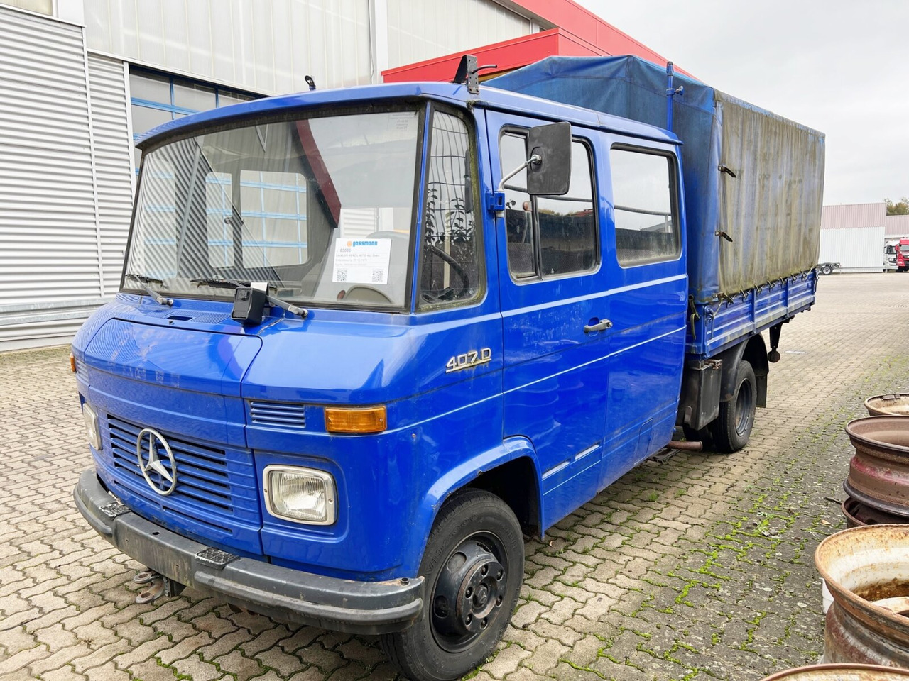 Mercedes-Benz L 407 D 4x2 Doka L 407 D 4x2 Doka, Ex-THW - شاحنة ستارة: صورة 1 Mercedes-Benz L 407 D 4x2 Doka L 407 D 4x2 Doka, Ex-THW - شاحنة ستارة: صورة 1
