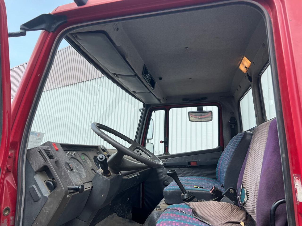 Mercedes-Benz LK 1117 K 4x2 LK 1117 K 4x2, 6-Zylinder Motor, 2x AHK - شاحنة قلاب: صورة 2 Mercedes-Benz LK 1117 K 4x2 LK 1117 K 4x2, 6-Zylinder Motor, 2x AHK - شاحنة قلاب: صورة 2
