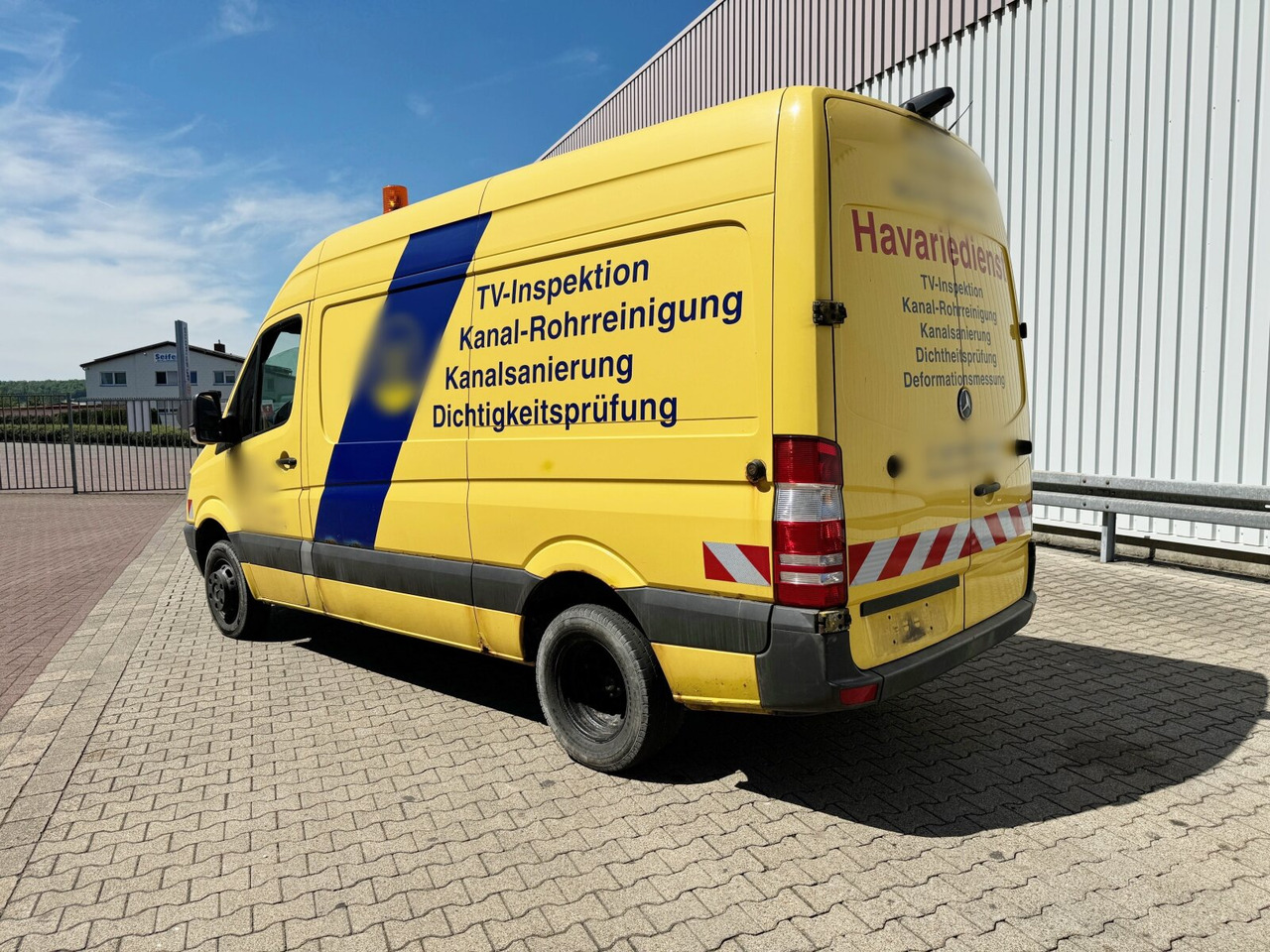 Mercedes-Benz Sprinter 516 KA 4x2 Sprinter 516 KA 4x2, KaRo Hochdruckspüler 150Bar/85l - شاحنة: صورة 5 Mercedes-Benz Sprinter 516 KA 4x2 Sprinter 516 KA 4x2, KaRo Hochdruckspüler 150Bar/85l - شاحنة: صورة 5