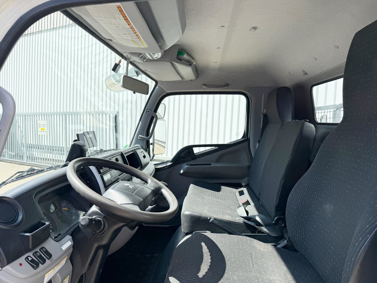 Mitsubishi Canter Fuso 7C15 4x2 Canter Fuso 7C15 4x2, Tele-Absetzer, Vereiterbar bis 10m³ - شاحنة نقل المخلفات: صورة 5 Mitsubishi Canter Fuso 7C15 4x2 Canter Fuso 7C15 4x2, Tele-Absetzer, Vereiterbar bis 10m³ - شاحنة نقل المخلفات: صورة 5
