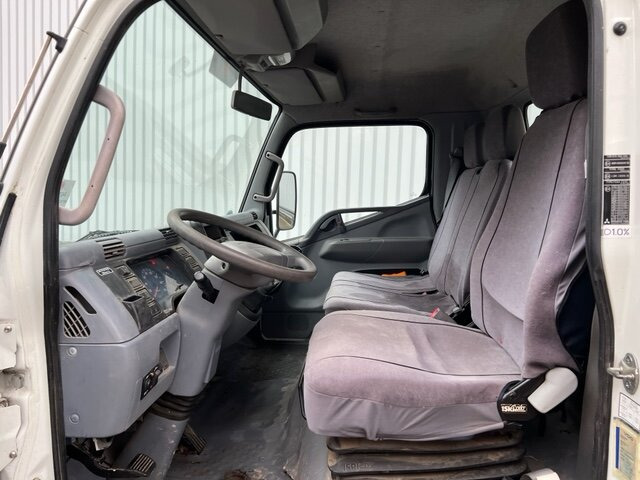 Mitsubishi Canter Fuso 7C15D 4x2 Canter Fuso 7C15D 4x2 - شاحنة قلاب: صورة 2 Mitsubishi Canter Fuso 7C15D 4x2 Canter Fuso 7C15D 4x2 - شاحنة قلاب: صورة 2