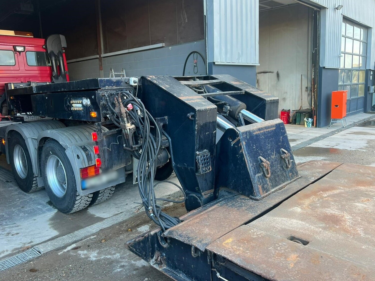 Nooteboom Euro-54-03 Euro-54-03, Schwanenhals abfahrbar, Hydr. Zwangsgelenkt - عربة منخفضة مسطحة نصف مقطورة: صورة 4 Nooteboom Euro-54-03 Euro-54-03, Schwanenhals abfahrbar, Hydr. Zwangsgelenkt - عربة منخفضة مسطحة نصف مقطورة: صورة 4