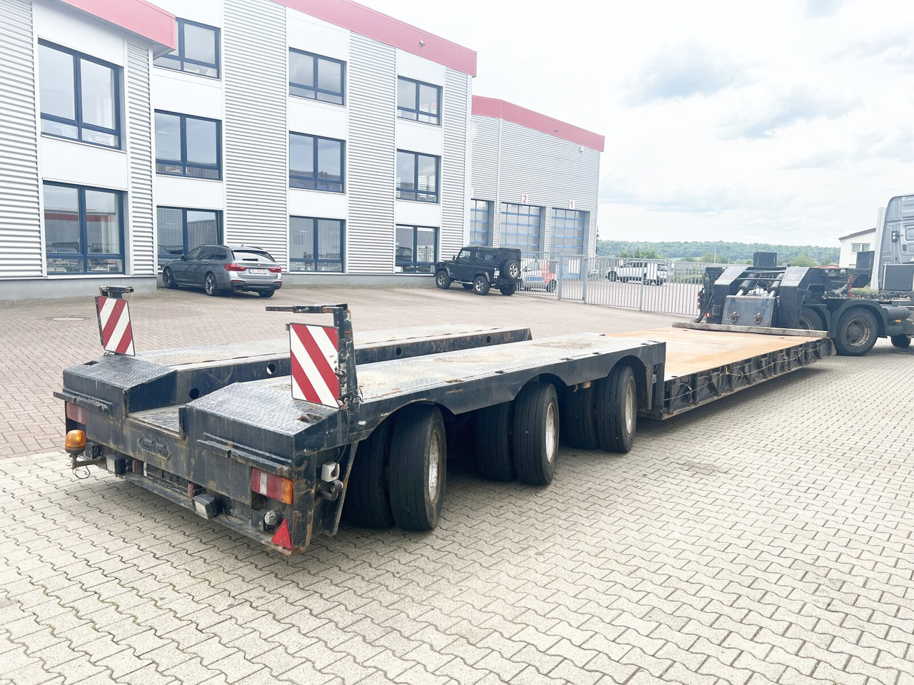 Nooteboom Euro-54-03 Euro-54-03, Schwanenhals abfahrbar, Hydr. Zwangsgelenkt - عربة منخفضة مسطحة نصف مقطورة: صورة 2 Nooteboom Euro-54-03 Euro-54-03, Schwanenhals abfahrbar, Hydr. Zwangsgelenkt - عربة منخفضة مسطحة نصف مقطورة: صورة 2