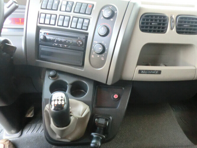 Renault Midlum 220 DXi 4x2 - شاحنة مقفلة: صورة 3 Renault Midlum 220 DXi 4x2 - شاحنة مقفلة: صورة 3
