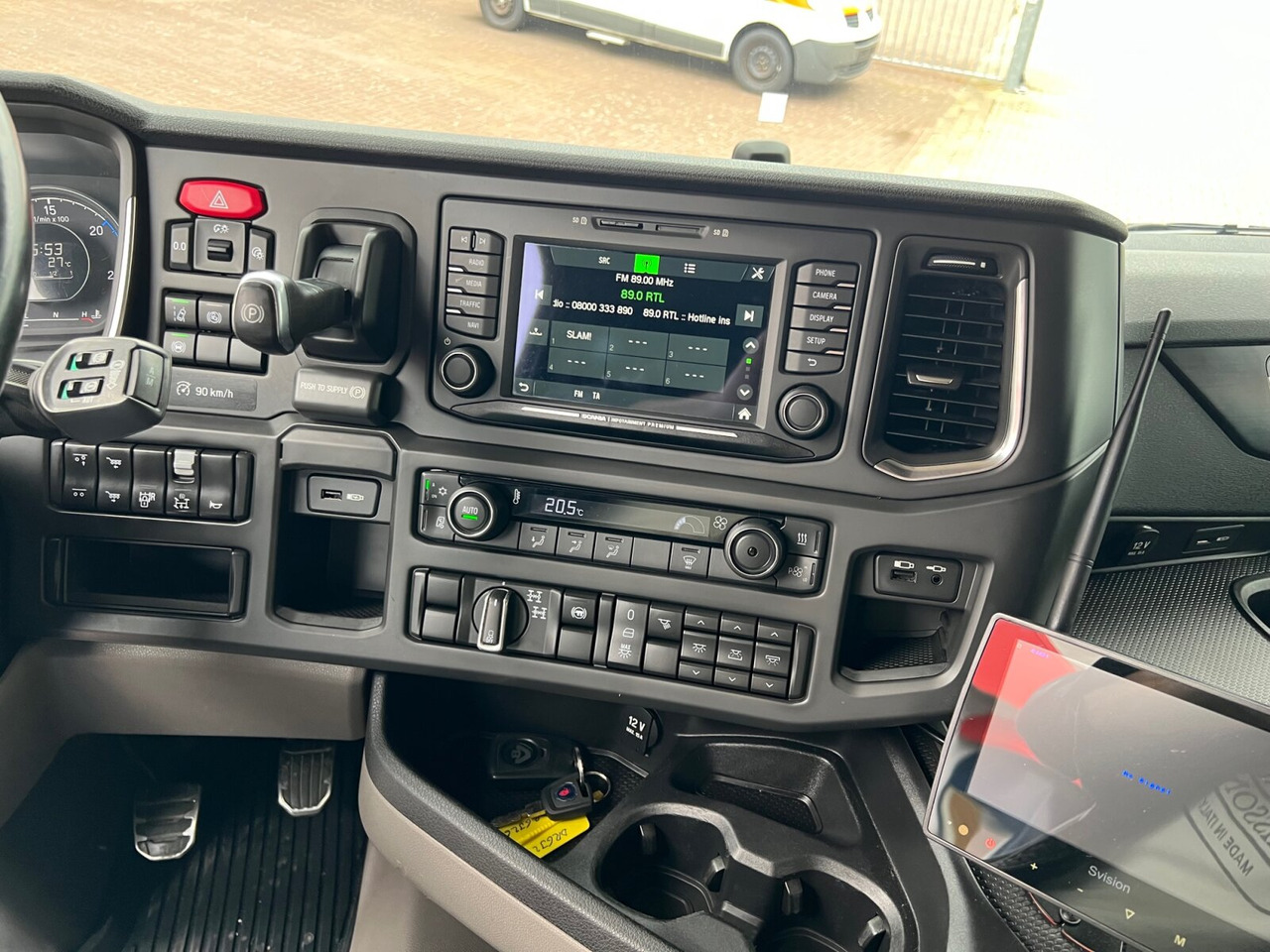 Scania R 580 6x4 R 580 6x4, V8-Motor, Kipphydraulik, Retarder, 66t - وحدة جر: صورة 4 Scania R 580 6x4 R 580 6x4, V8-Motor, Kipphydraulik, Retarder, 66t - وحدة جر: صورة 4