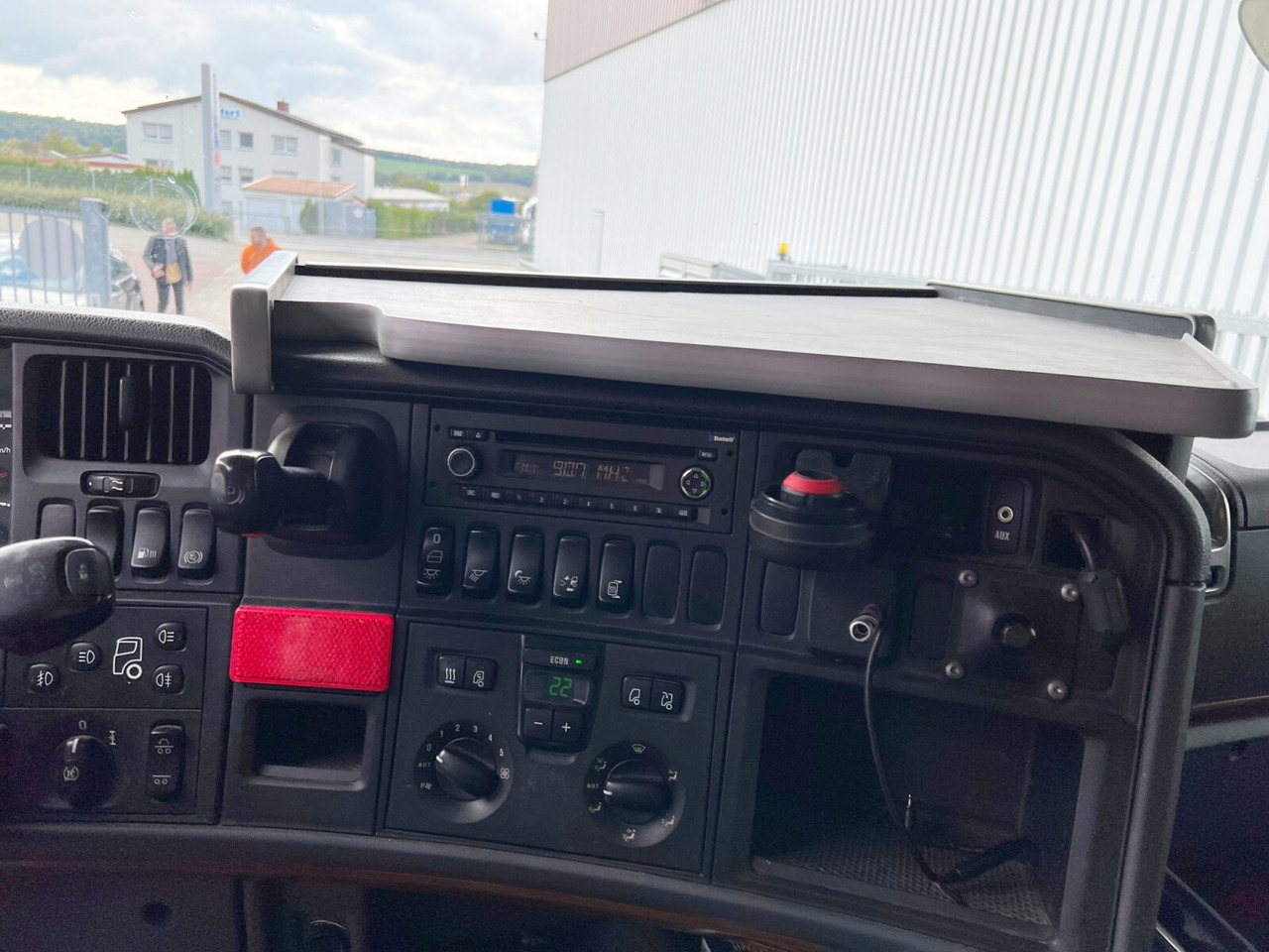 Scania R560 6x2 R560 6x2, V8, Retarder, Liftachse, Standklima, Alu-Bordwände, ca. 15m³ - شاحنة قلاب: صورة 5 Scania R560 6x2 R560 6x2, V8, Retarder, Liftachse, Standklima, Alu-Bordwände, ca. 15m³ - شاحنة قلاب: صورة 5