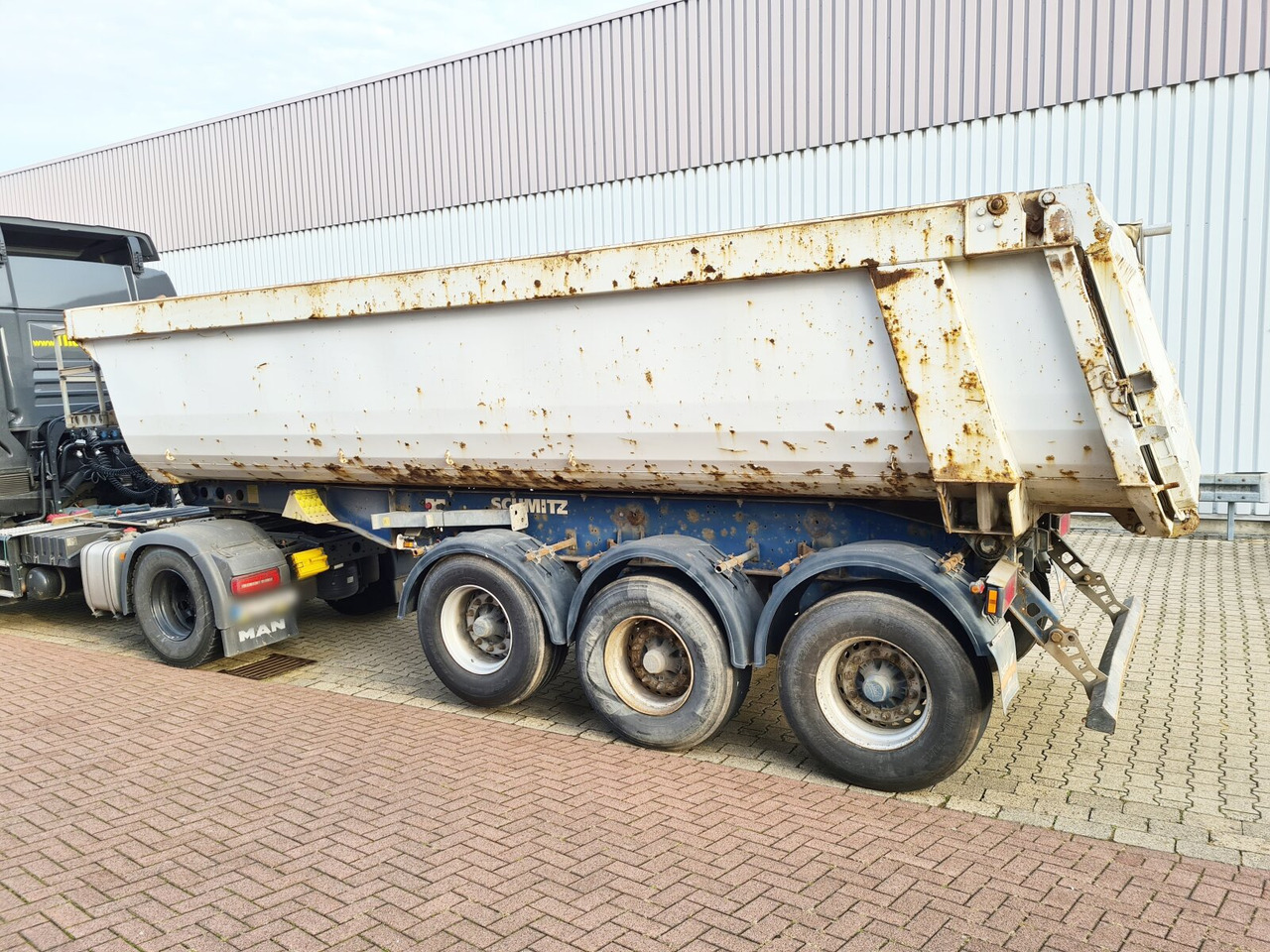 Schmitz Cargobull SKI 24 SL 7.2 SKI 24 SL 7.2, Stahlmulde ca. 24m³, Liftachse - قلابة نصف مقطورة نصف مقطورة قلابة: صورة 4 Schmitz Cargobull SKI 24 SL 7.2 SKI 24 SL 7.2, Stahlmulde ca. 24m³, Liftachse - قلابة نصف مقطورة نصف مقطورة قلابة: صورة 4