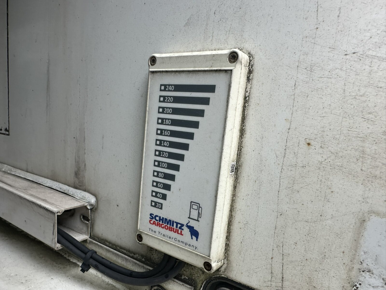 Schmitz Cargobull SKO 24/L-13.4 FP 25 SKO 24/L-13.4 FP 25 - نصف مقطورة مُبرِّدة: صورة 2 Schmitz Cargobull SKO 24/L-13.4 FP 25 SKO 24/L-13.4 FP 25 - نصف مقطورة مُبرِّدة: صورة 2