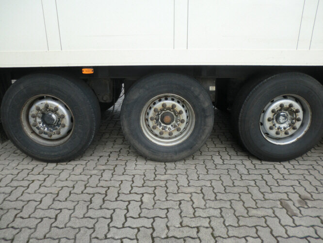 Schmitz Cargobull SKO 24 - نصف مقطورة مُبرِّدة: صورة 3 Schmitz Cargobull SKO 24 - نصف مقطورة مُبرِّدة: صورة 3