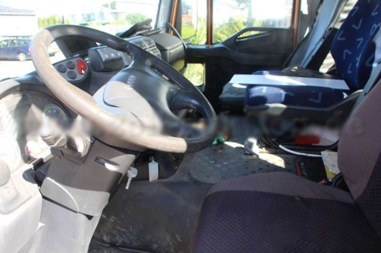 Stralis AD260S33Y/PS 6x2 Stralis AD260S33Y/PS 6x2, Lenk-/Liftachse, Winterdienstausstattung - شاحنة ذات خطاف: صورة 2 Stralis AD260S33Y/PS 6x2 Stralis AD260S33Y/PS 6x2, Lenk-/Liftachse, Winterdienstausstattung - شاحنة ذات خطاف: صورة 2